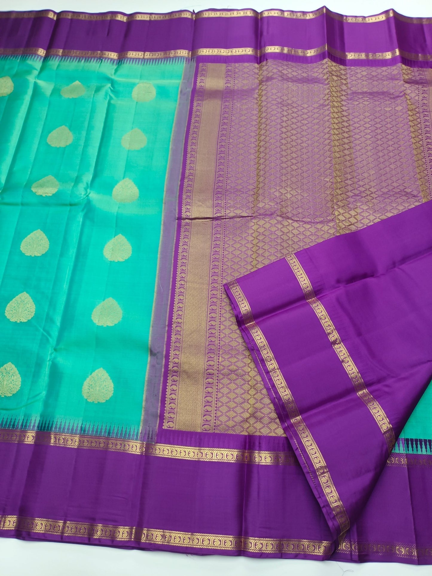 KANCHIPURAM PURE SILK SAREE - B S CHANNABASAPPA & SONS