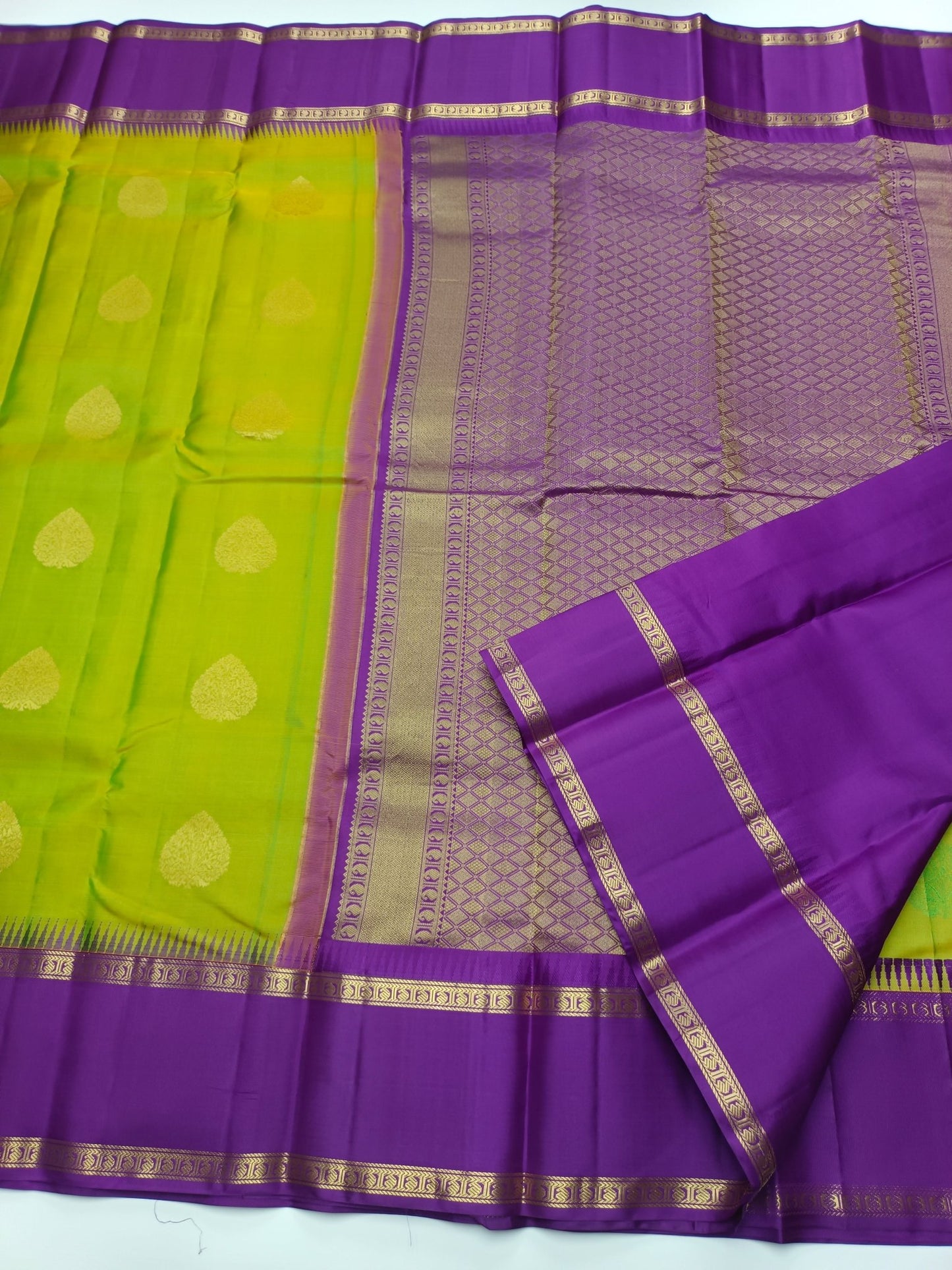KANCHIPURAM PURE SILK SAREE - B S CHANNABASAPPA & SONS