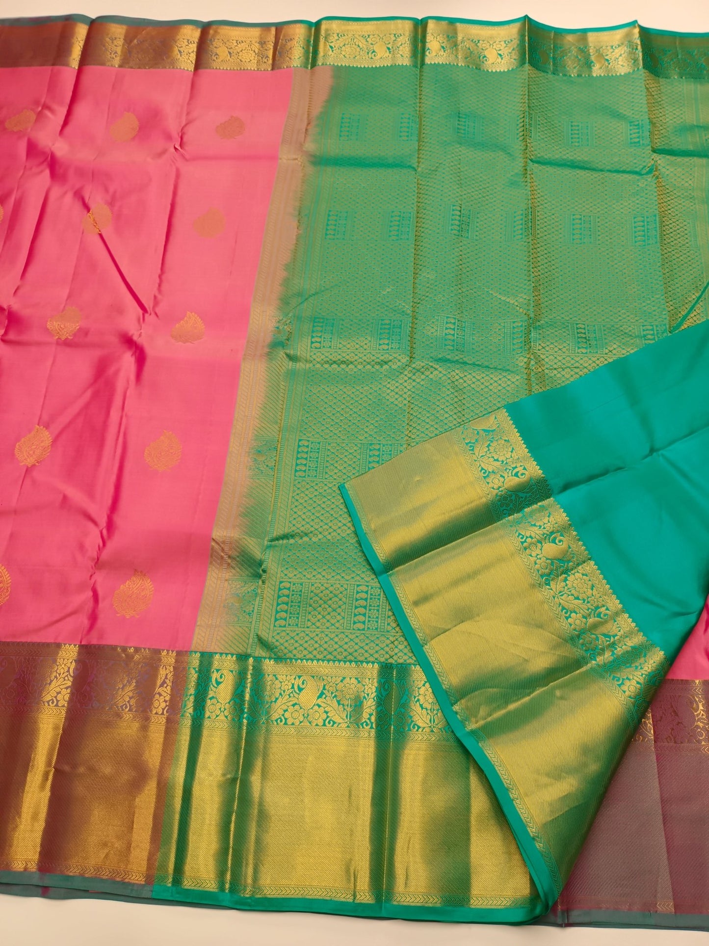 KANCHIPURAM PURE SILK SAREE - B S CHANNABASAPPA & SONS