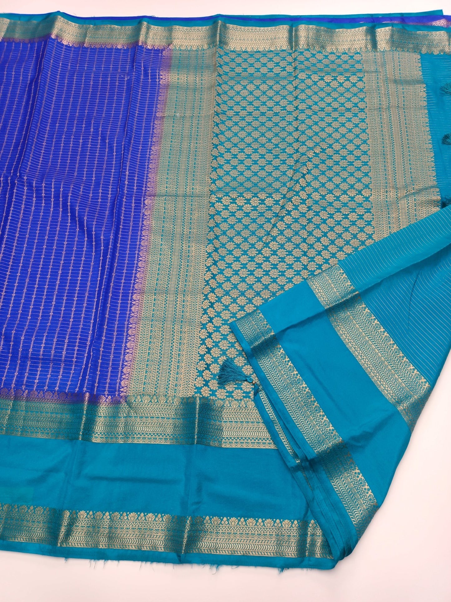 SEMI CREPE SILK SAREE - B S CHANNABASAPPA & SONS