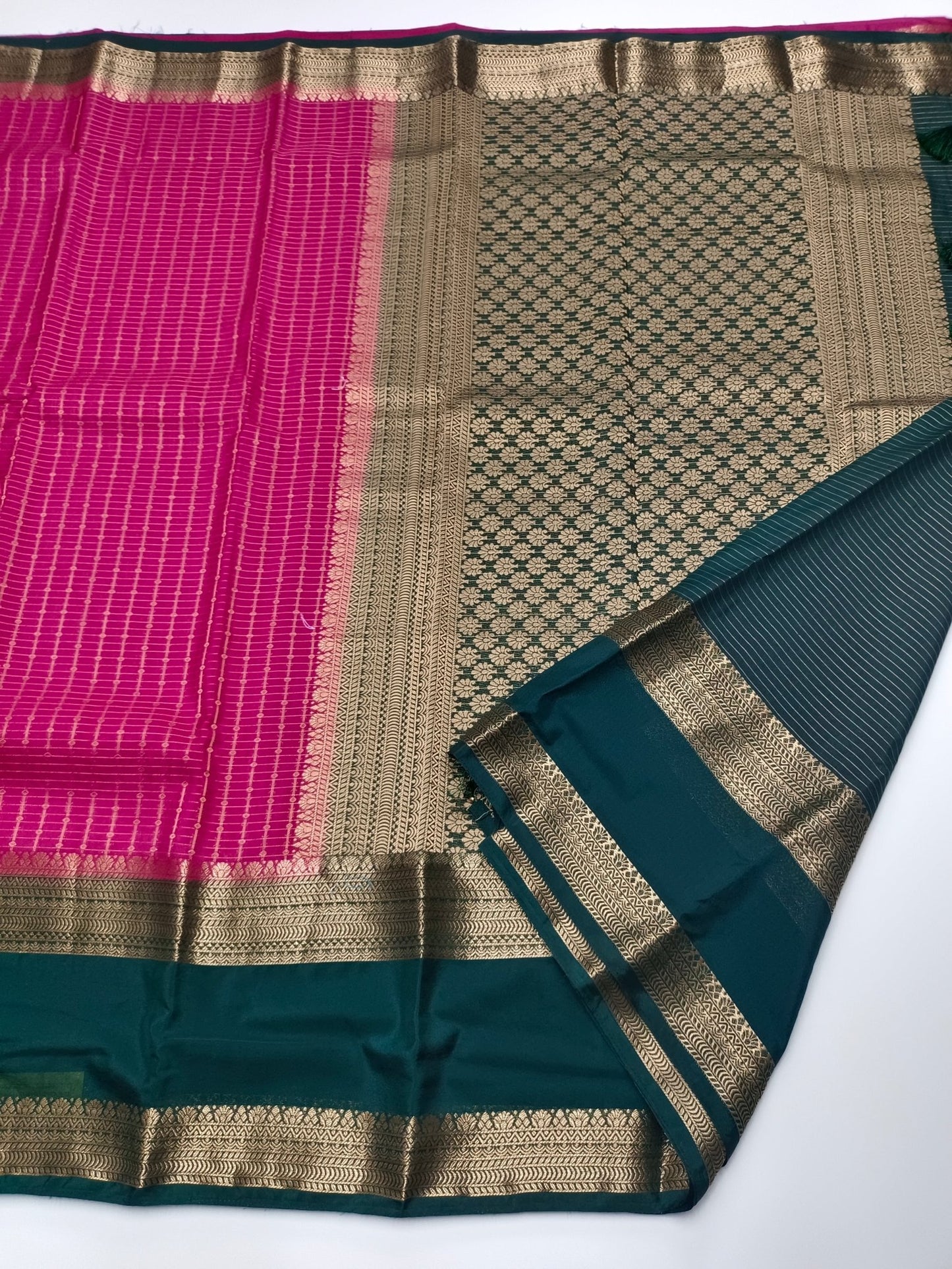 SEMI CREPE SILK SAREE - B S CHANNABASAPPA & SONS