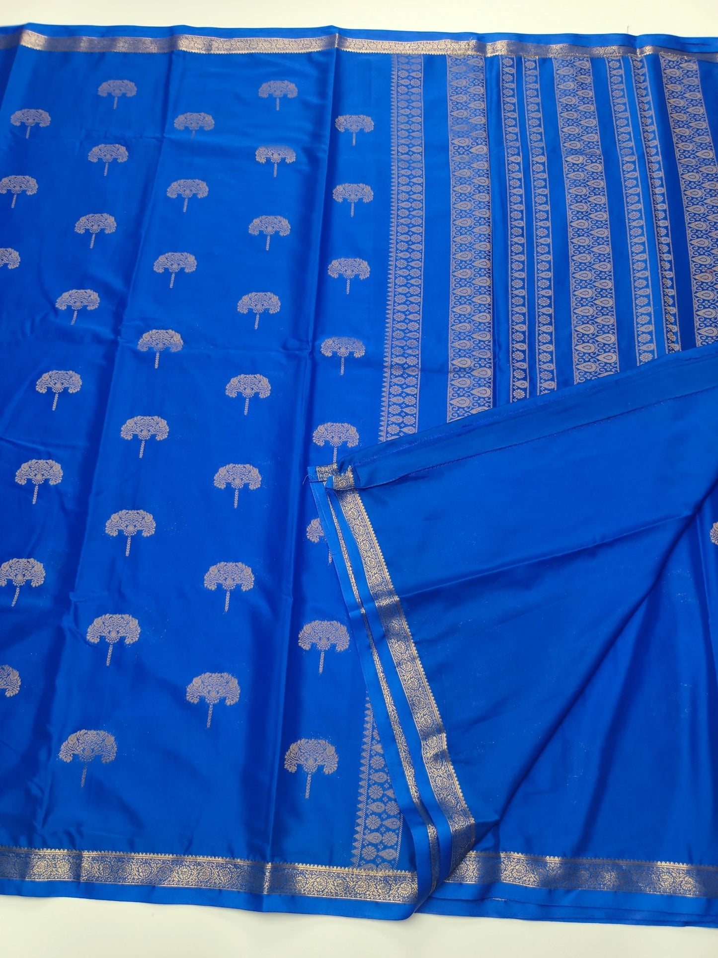 SEMI CREPE SILK SAREE - B S CHANNABASAPPA & SONS