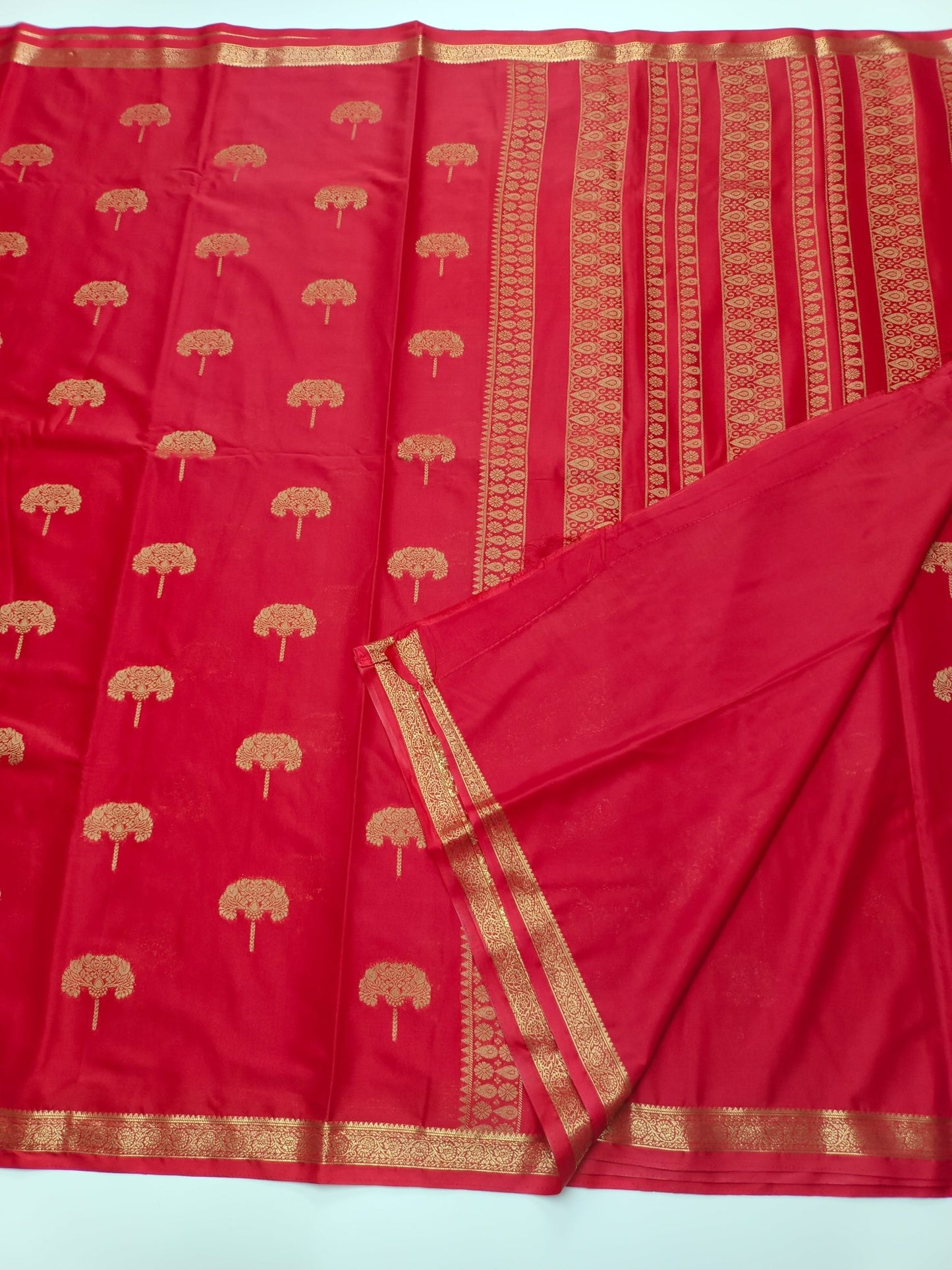 SEMI CREPE SILK SAREE - B S CHANNABASAPPA & SONS