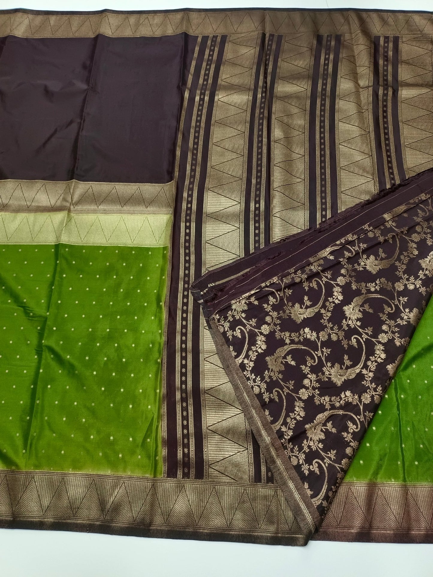 2D SEMI CREPE SILK SAREE - B S CHANNABASAPPA & SONS