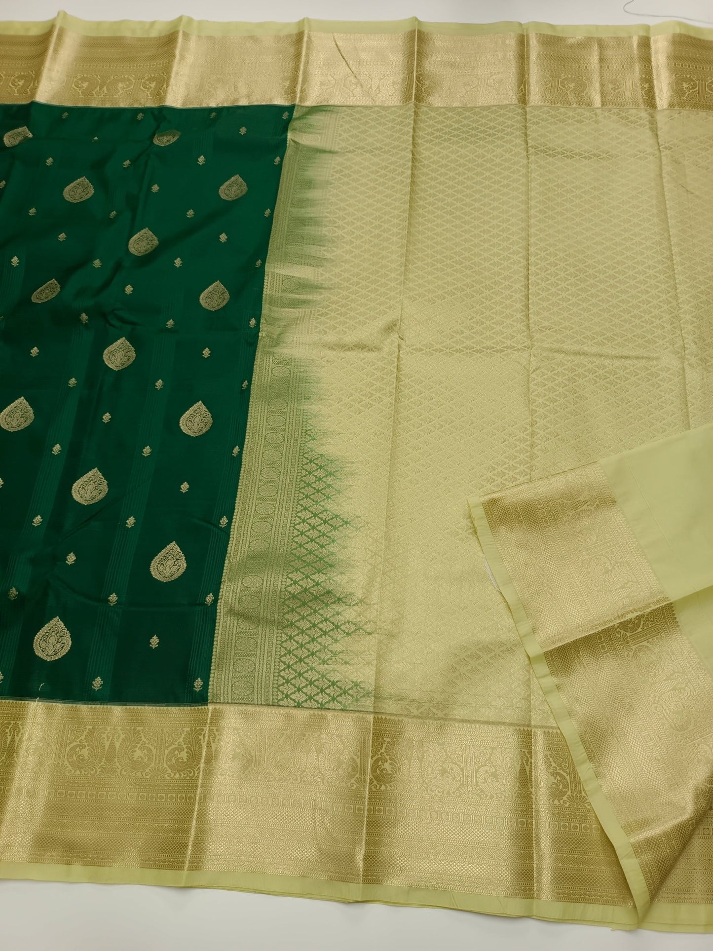KANCHIPURAM SEMI SILK SAREE - B S CHANNABASAPPA & SONS