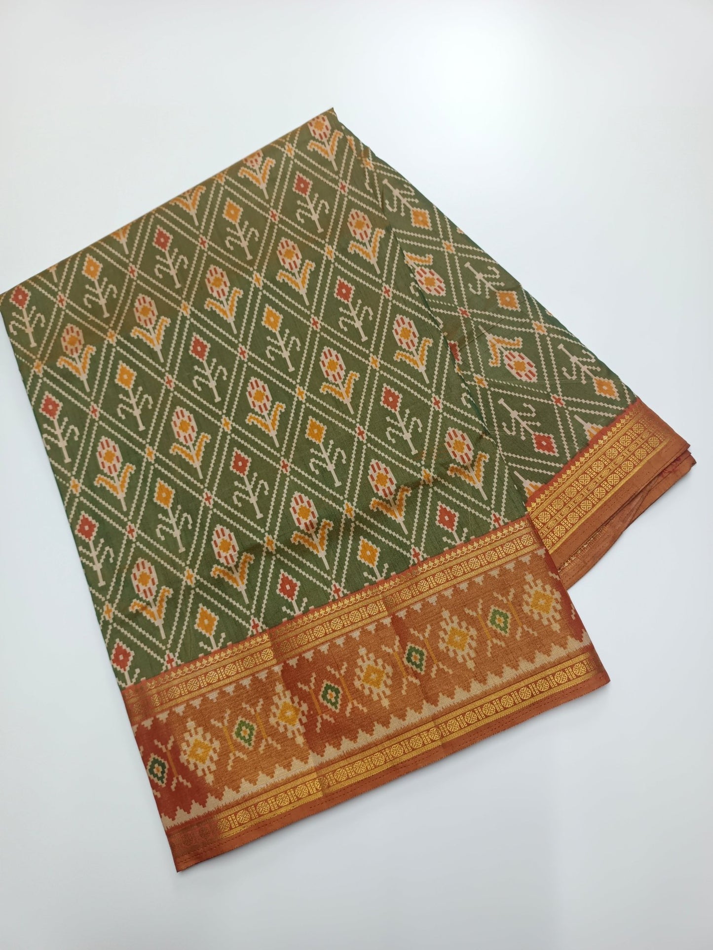 FANCY SOFT SILK SAREE - B S CHANNABASAPPA & SONS