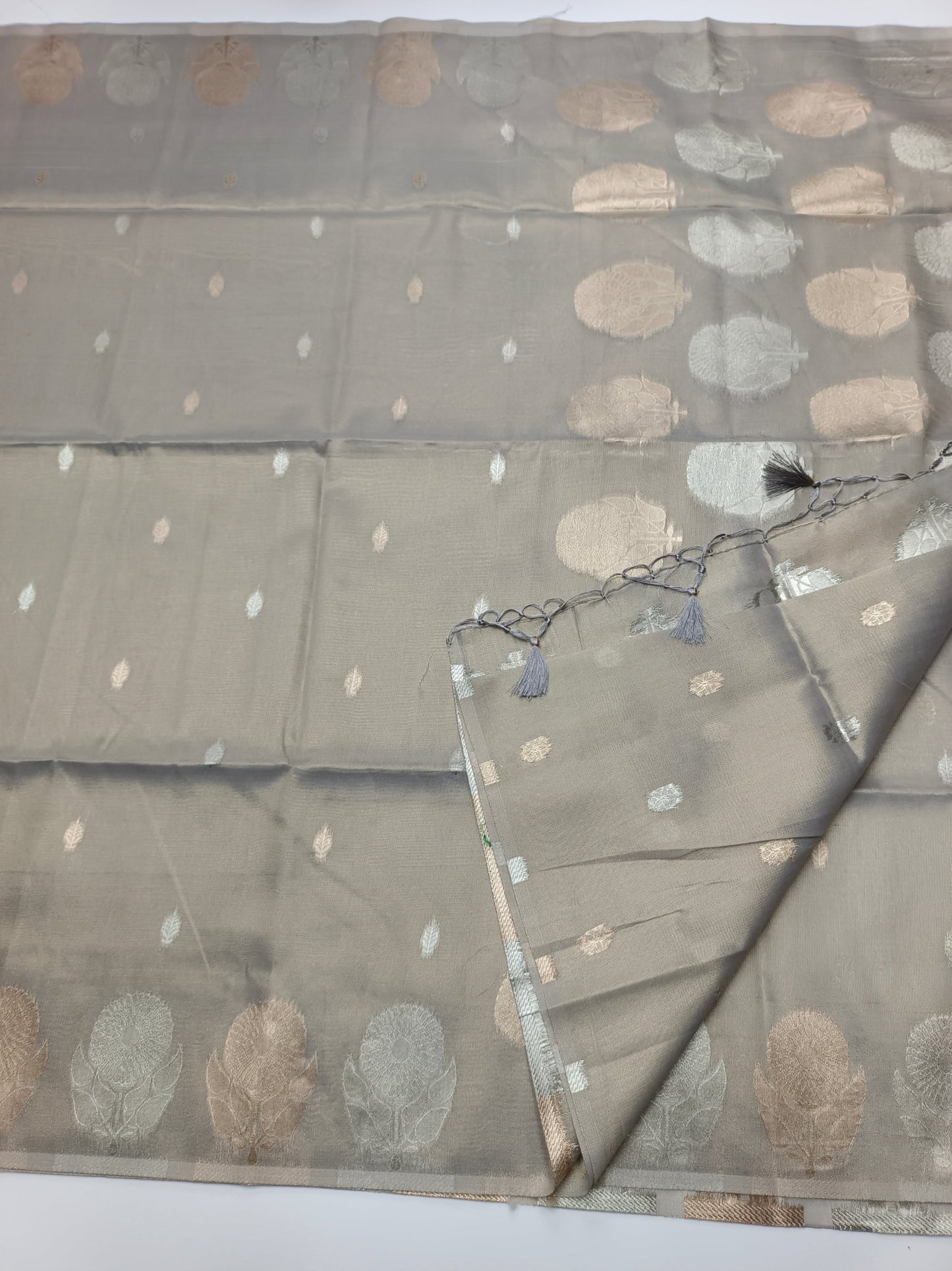 TISSUE COTTON SAREE - B S CHANNABASAPPA & SONS