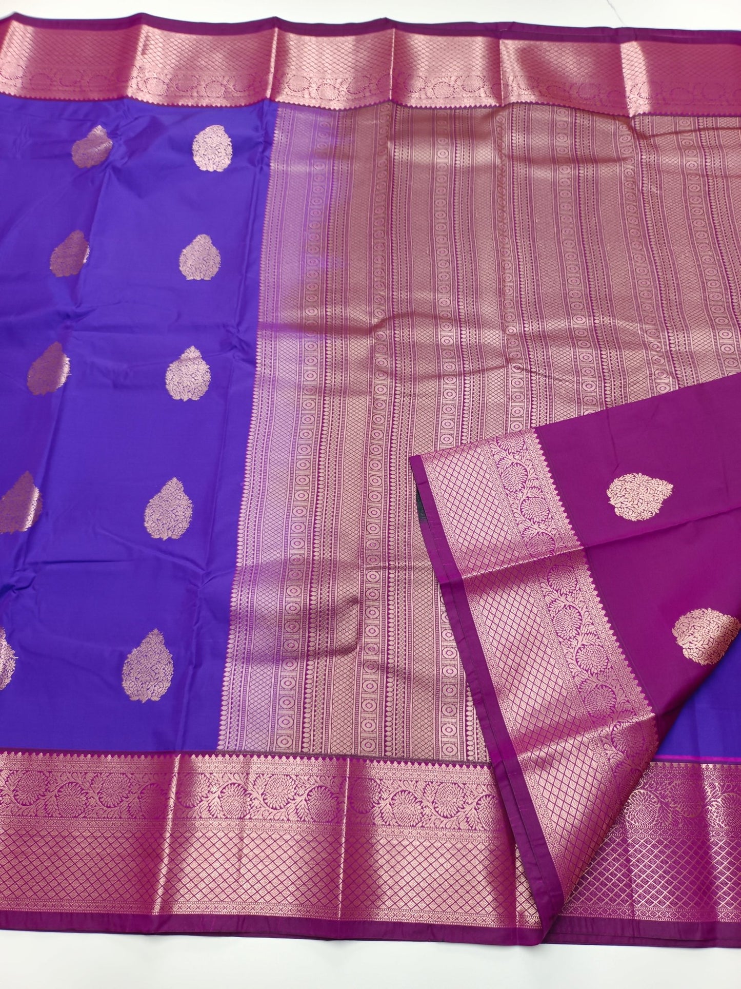 KANCHIPURAM SEMI SILK SAREE - B S CHANNABASAPPA & SONS