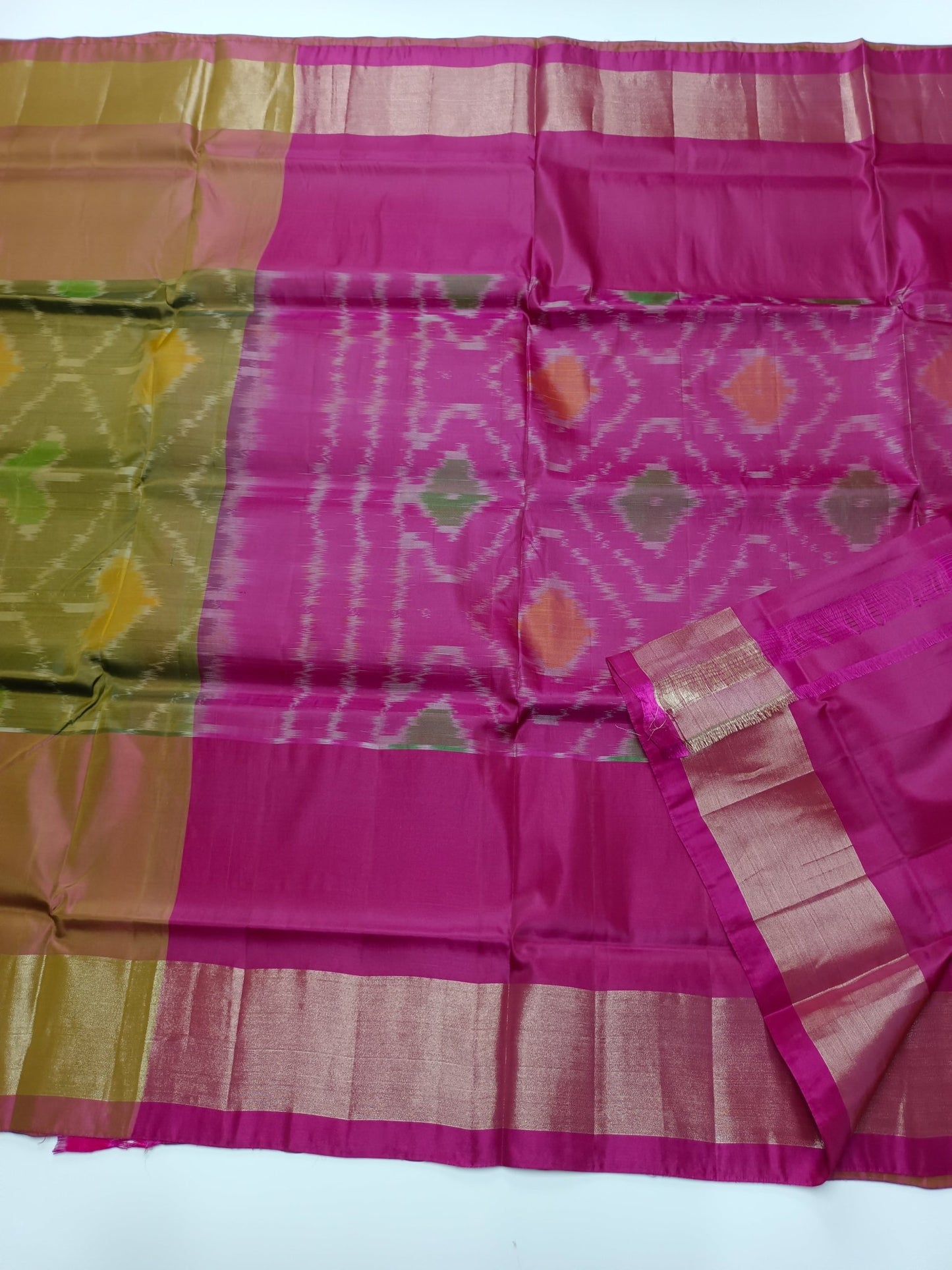 FANCY SOFT SILK SAREE - B S CHANNABASAPPA & SONS
