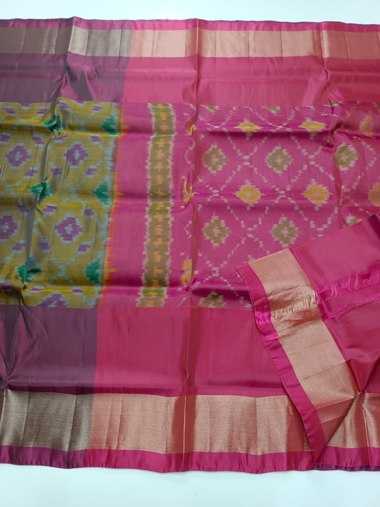 FANCY SOFT SILK SAREE - B S CHANNABASAPPA & SONS