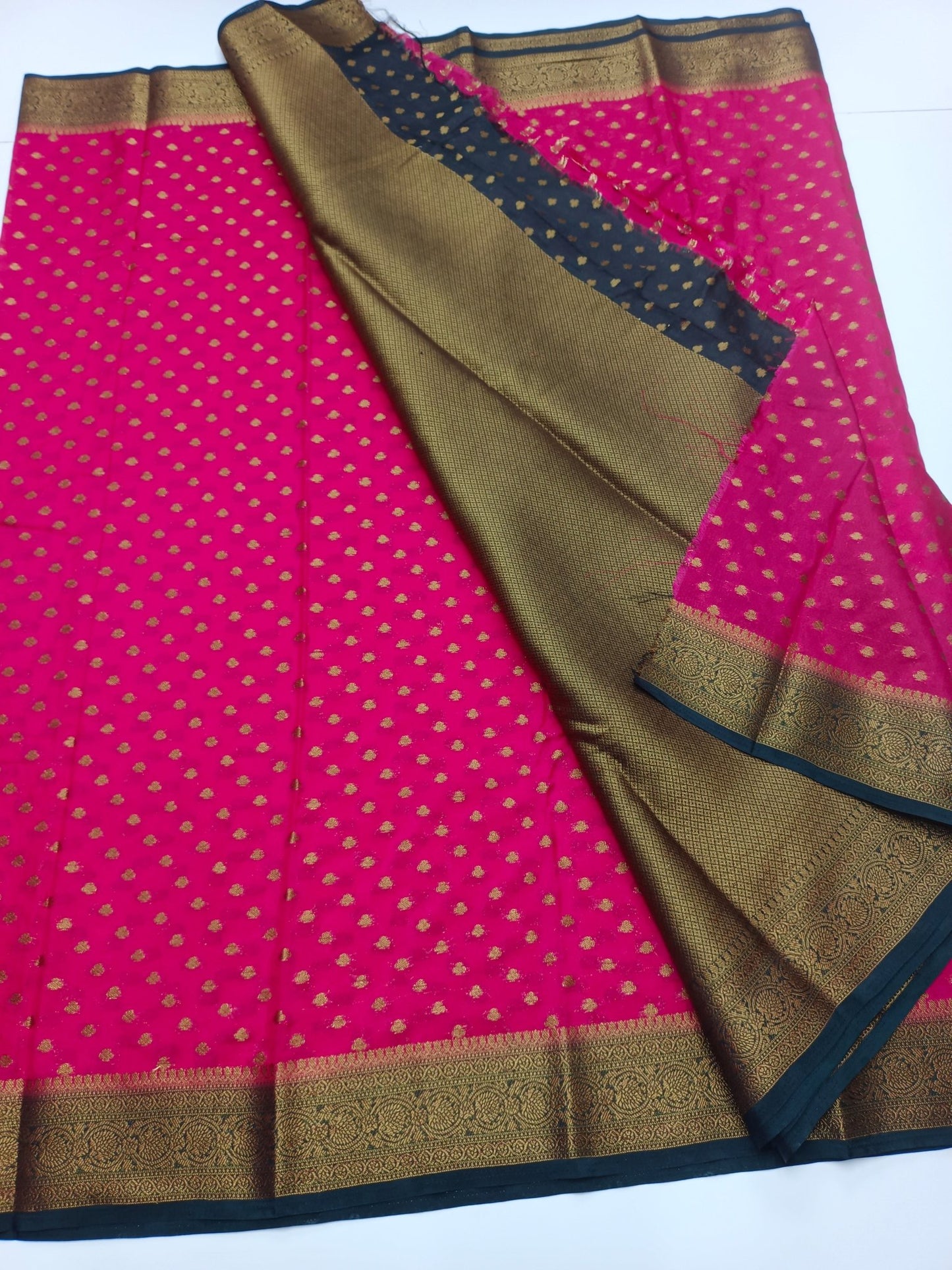 FANCY CHIFFON SAREE - B S CHANNABASAPPA & SONS