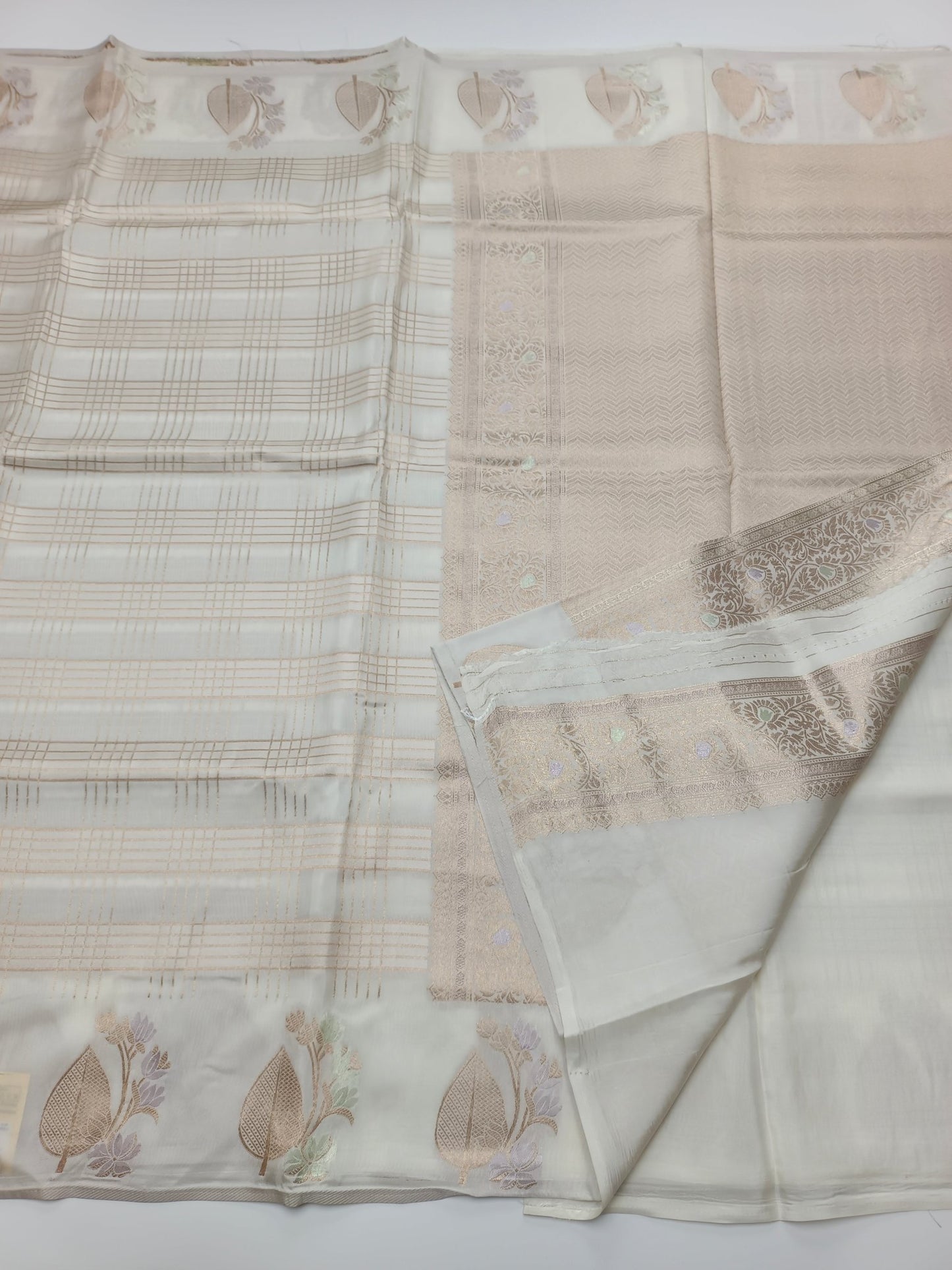 SEMI CREPE SILK SAREE - B S CHANNABASAPPA & SONS