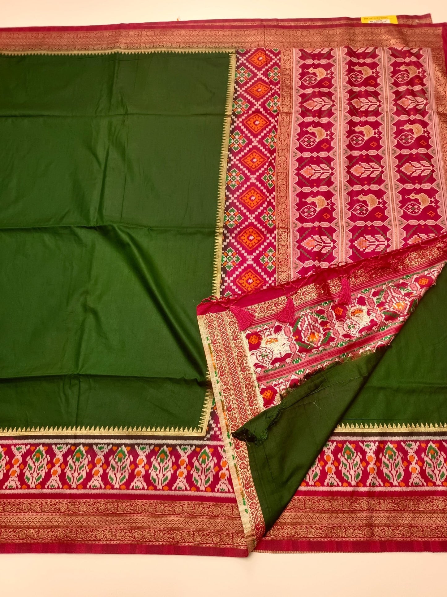 FANCY ART WORK SAREE (SPECIAL 30% DISCOUNT) - B S CHANNABASAPPA & SONS