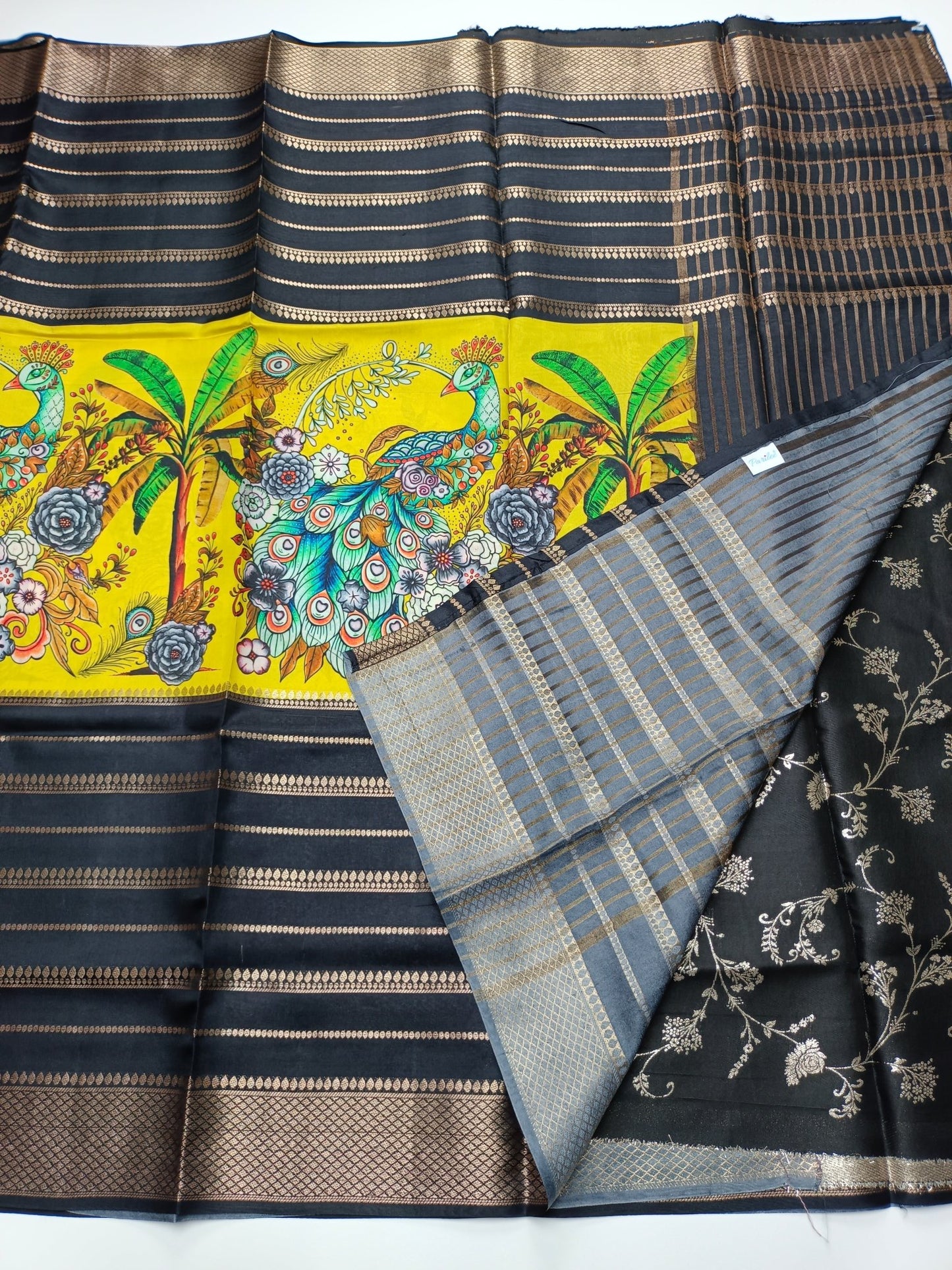 FANCY MUNGA SOFT SILK SAREE (SPECIAL 20% DISCOUNT) - B S CHANNABASAPPA & SONS