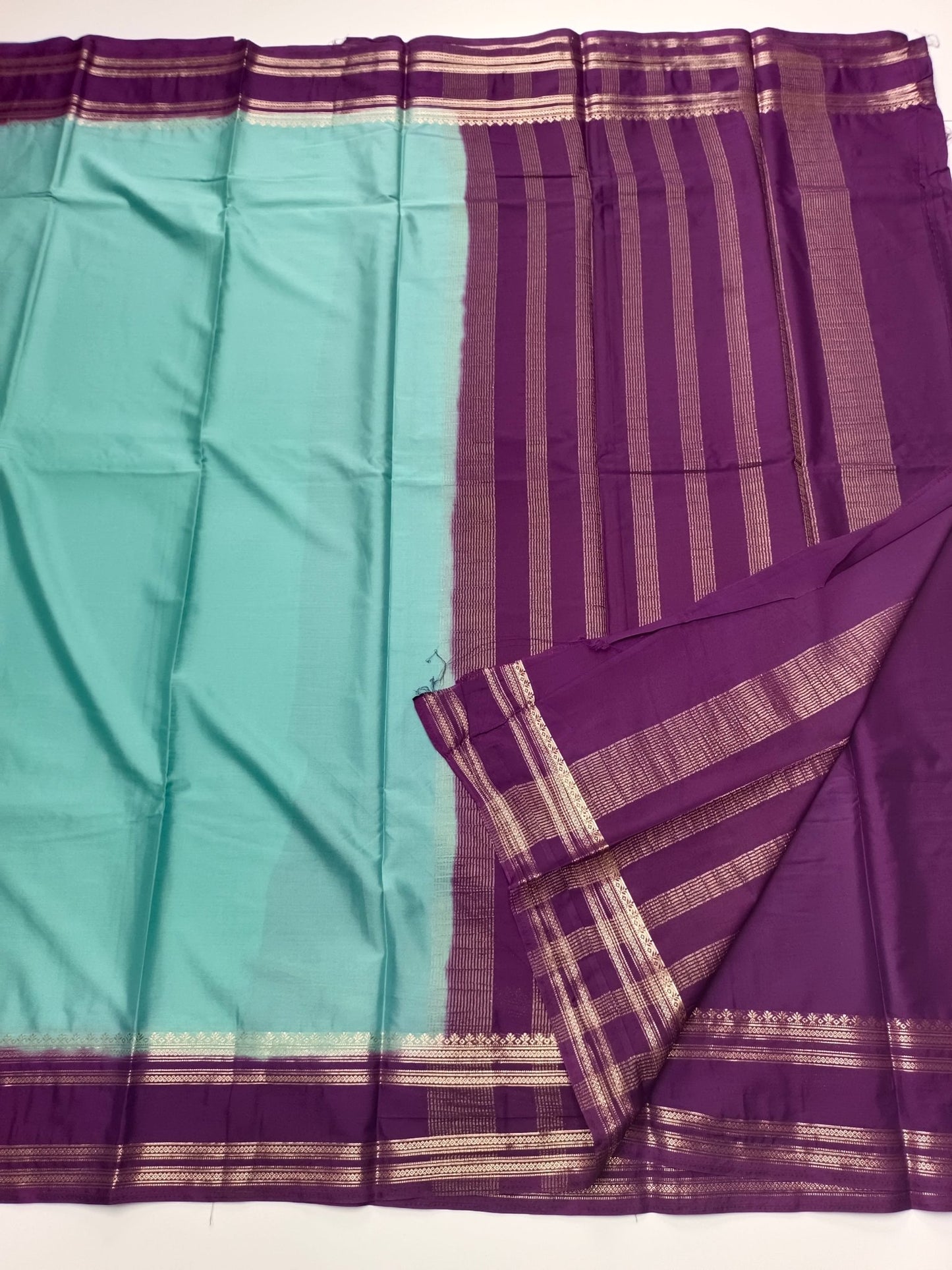 ART CREPE SAREE - B S CHANNABASAPPA & SONS