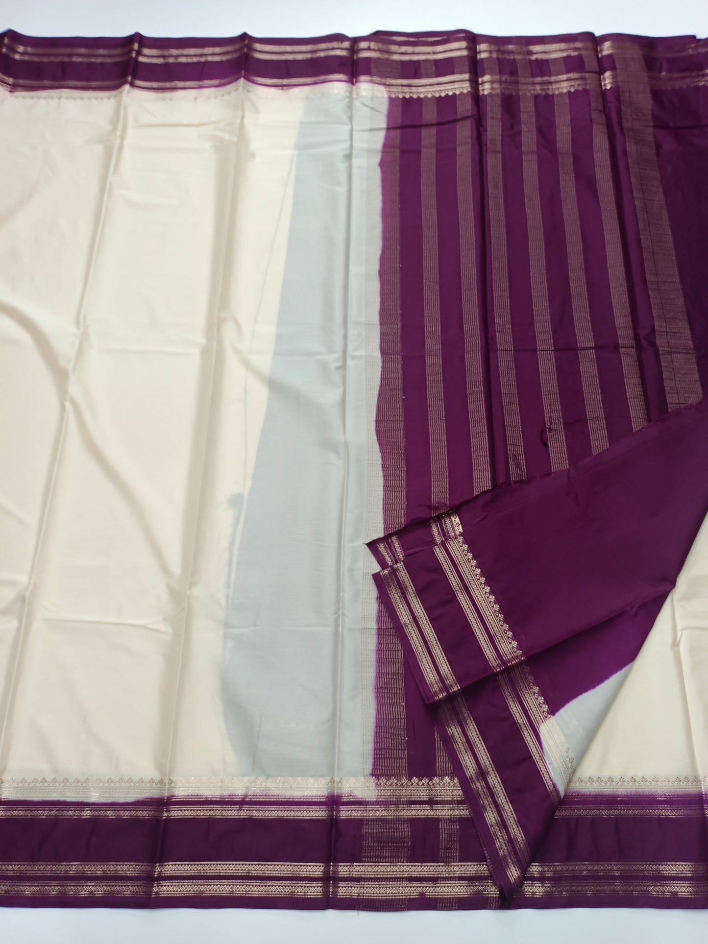 ART CREPE SAREE - B S CHANNABASAPPA & SONS