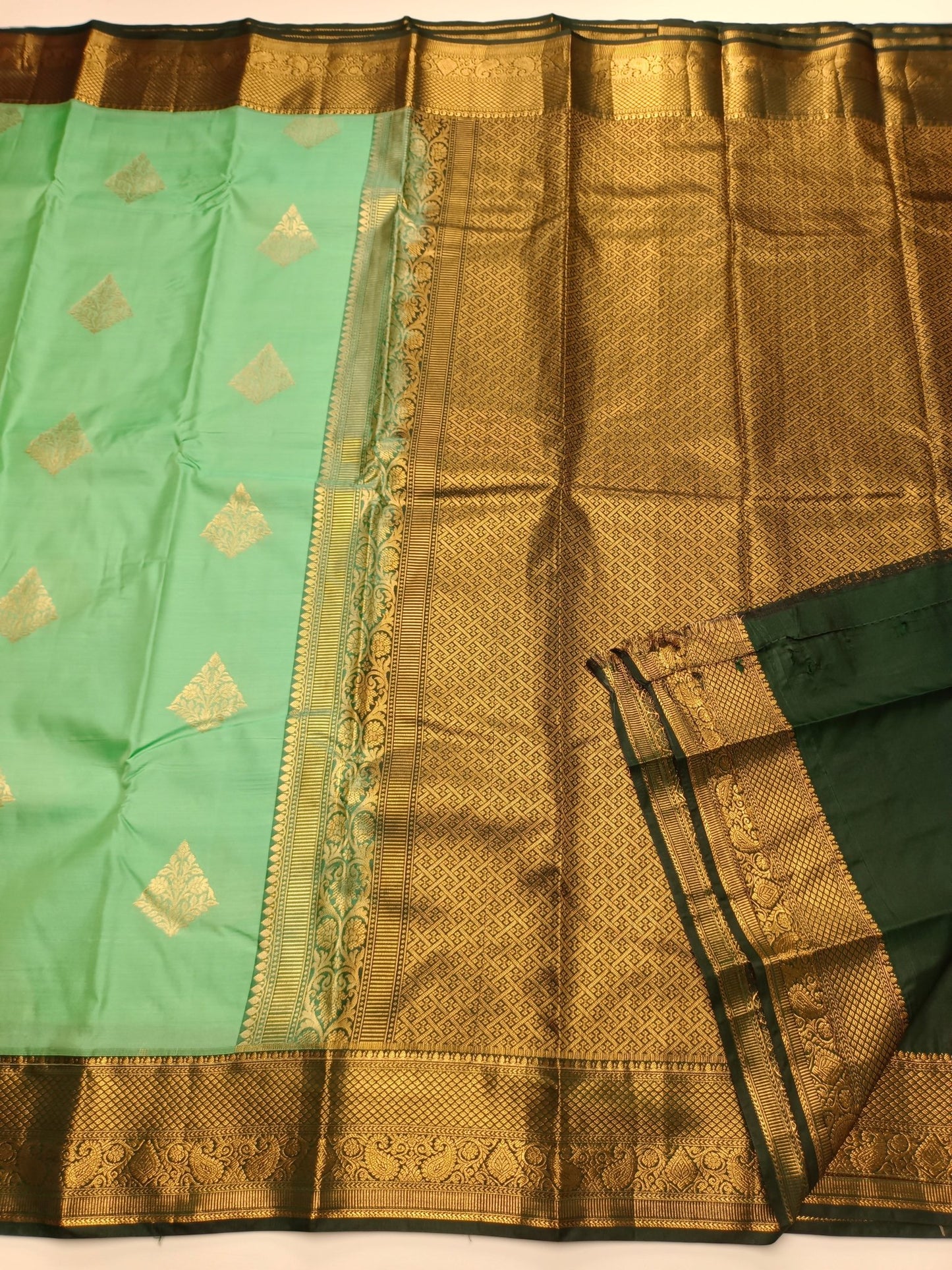KANCHIPURAM SEMI SILK SAREE - B S CHANNABASAPPA & SONS