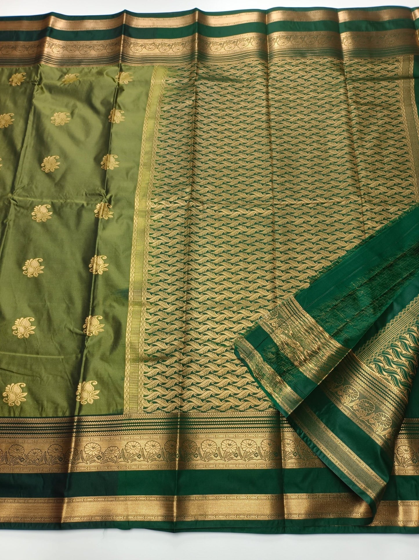 KANCHIPURAM SEMI SILK SAREE - B S CHANNABASAPPA & SONS