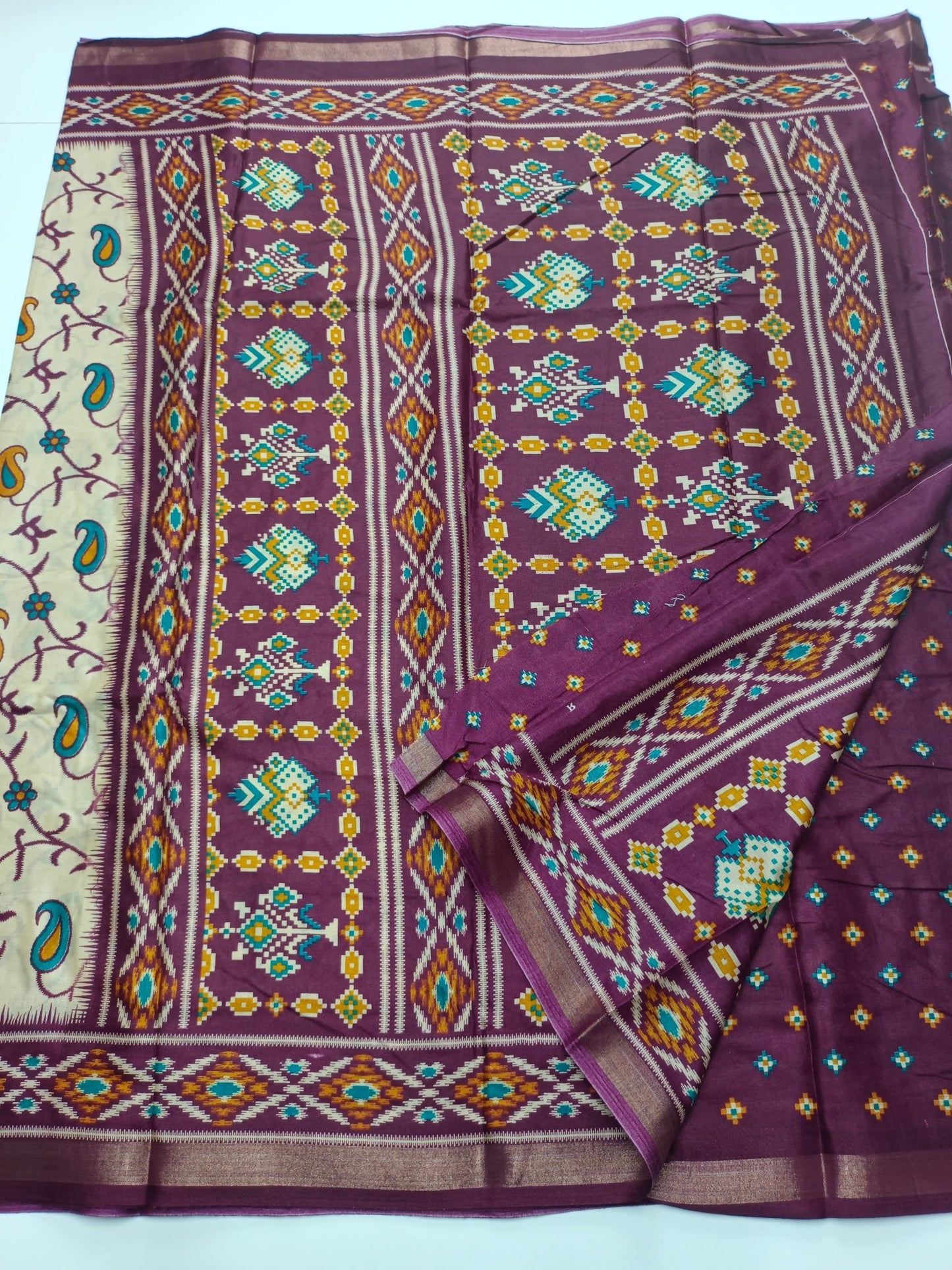 FANCY DOLA SILK SAREE - B S CHANNABASAPPA & SONS