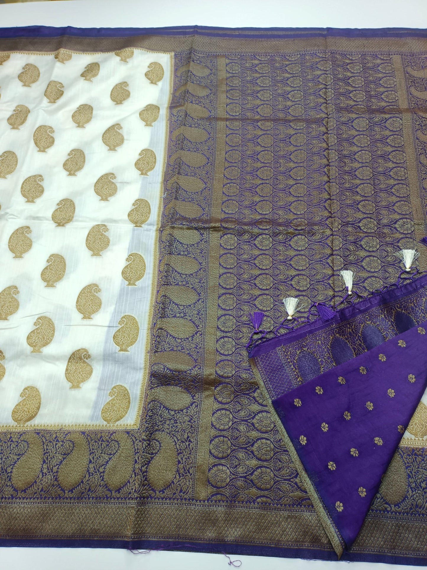 FANCY BANARASI SAREE - B S CHANNABASAPPA & SONS
