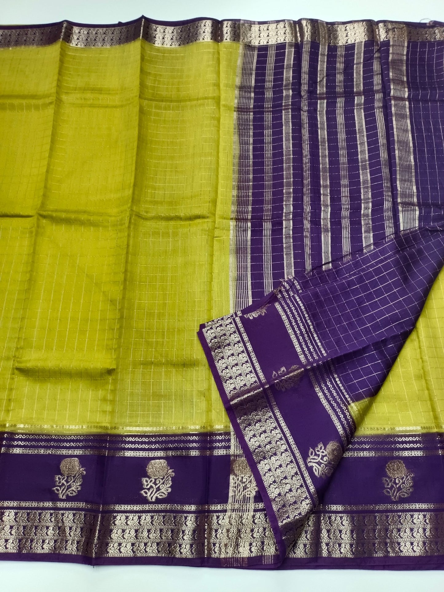 SEMI CREPE SILK SAREE - B S CHANNABASAPPA & SONS