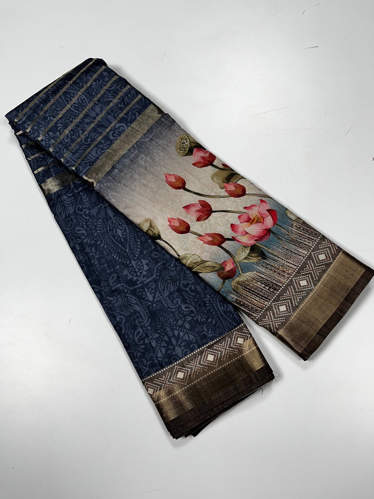 FANCY DOLA SILK SAREE - B S CHANNABASAPPA & SONS