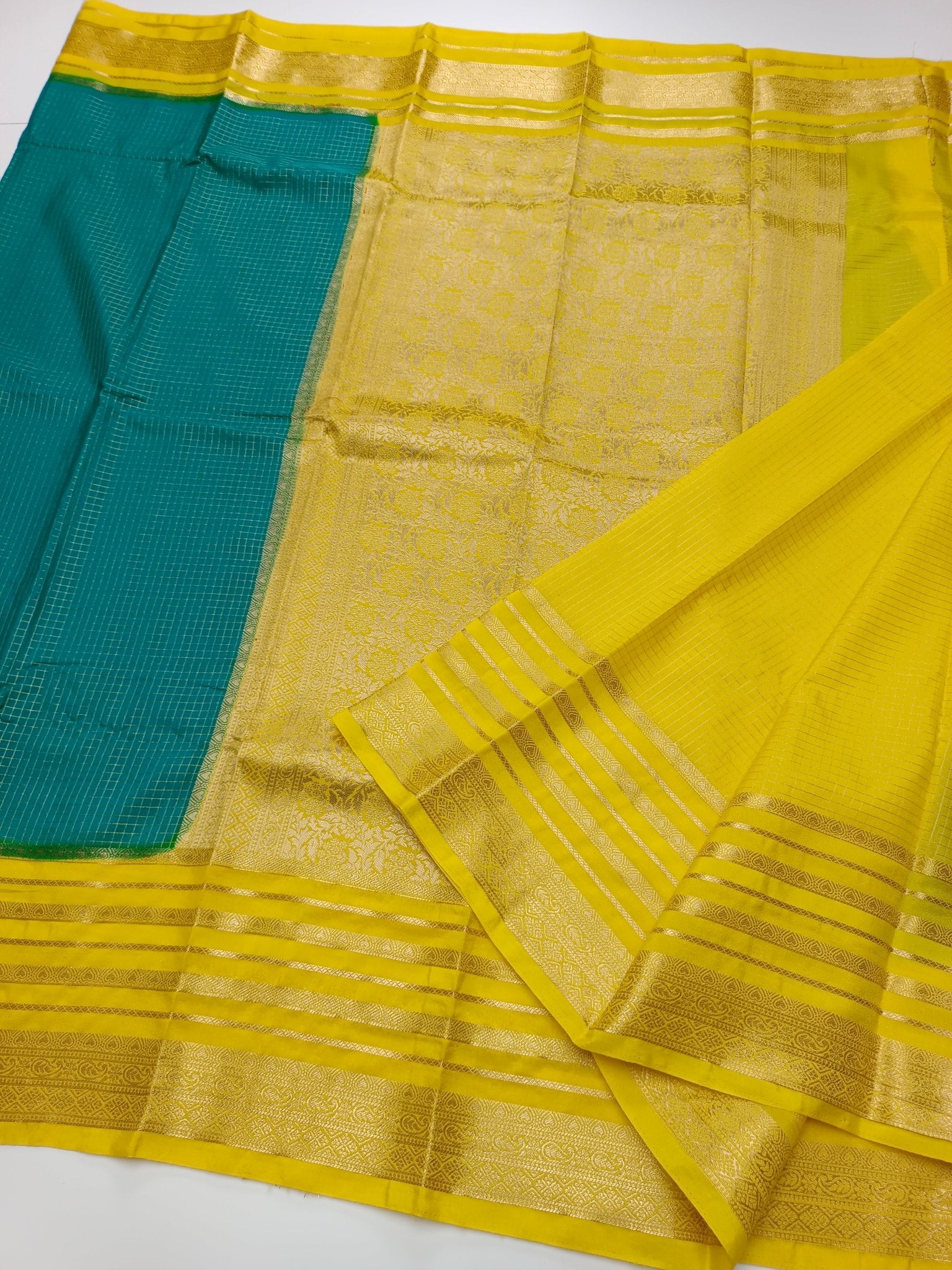 FANCY CHINNON CREPE SAREE - B S CHANNABASAPPA & SONS