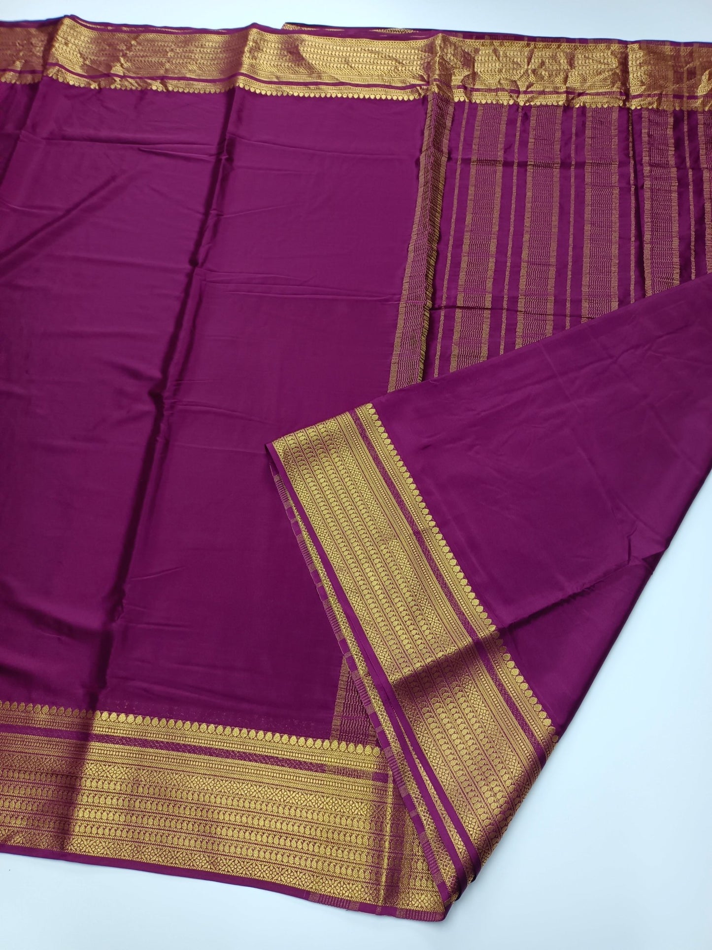 FANCY SEMI CREPE SILK SAREE - B S CHANNABASAPPA & SONS
