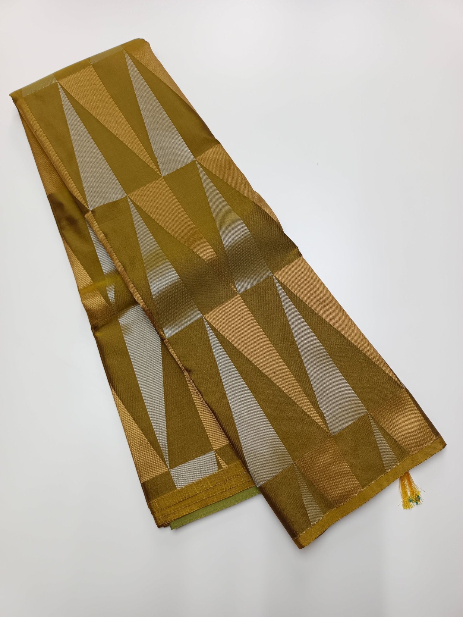 FANCY SOFT SILK SAREE - B S CHANNABASAPPA & SONS