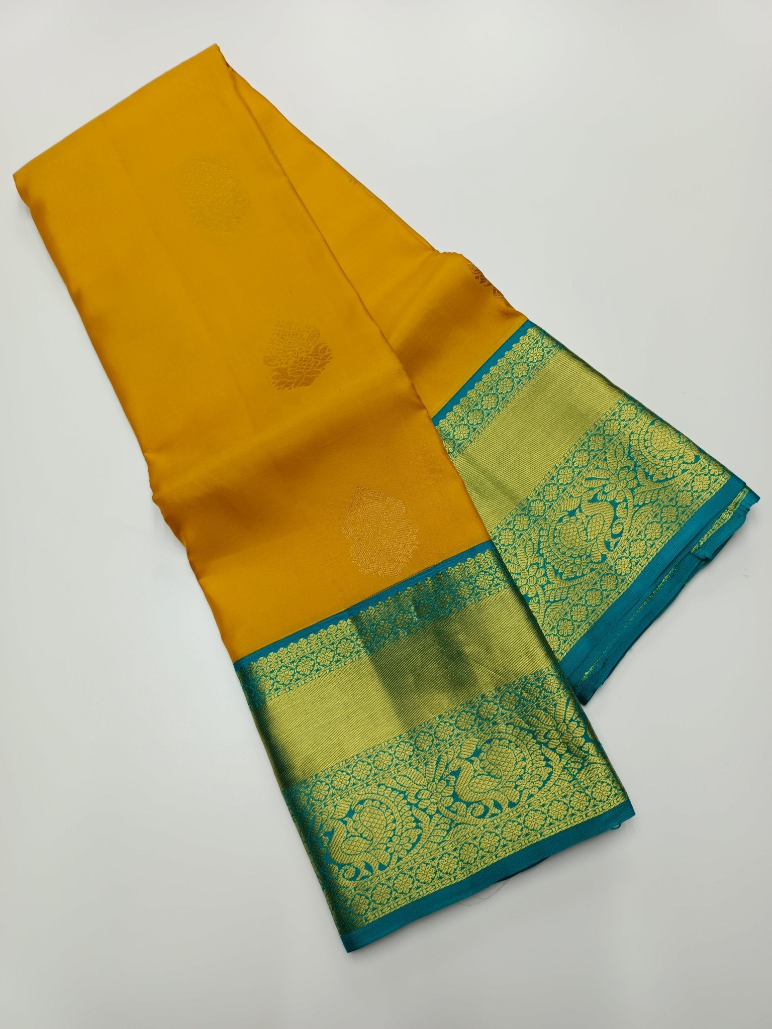 KANCHIPURAM PURE SILK SAREE - B S CHANNABASAPPA & SONS