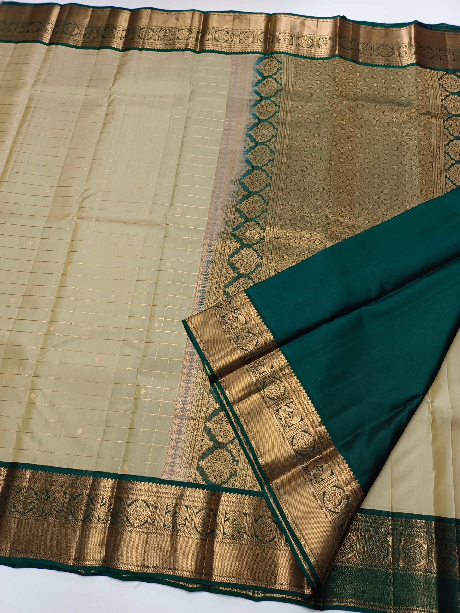 KANCHIPURAM PURE SILK SAREE - B S CHANNABASAPPA & SONS