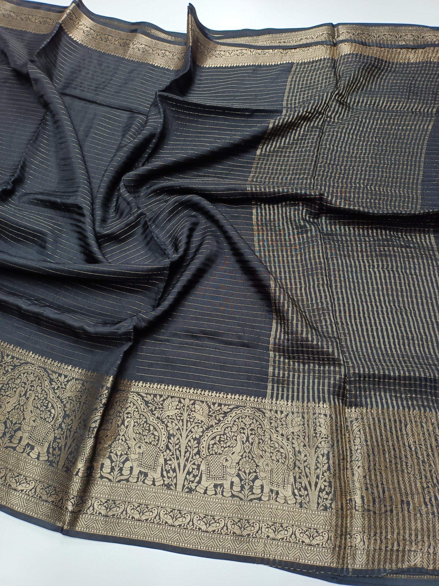 FANCY SEMI CREPE SILK SAREE - B S CHANNABASAPPA & SONS
