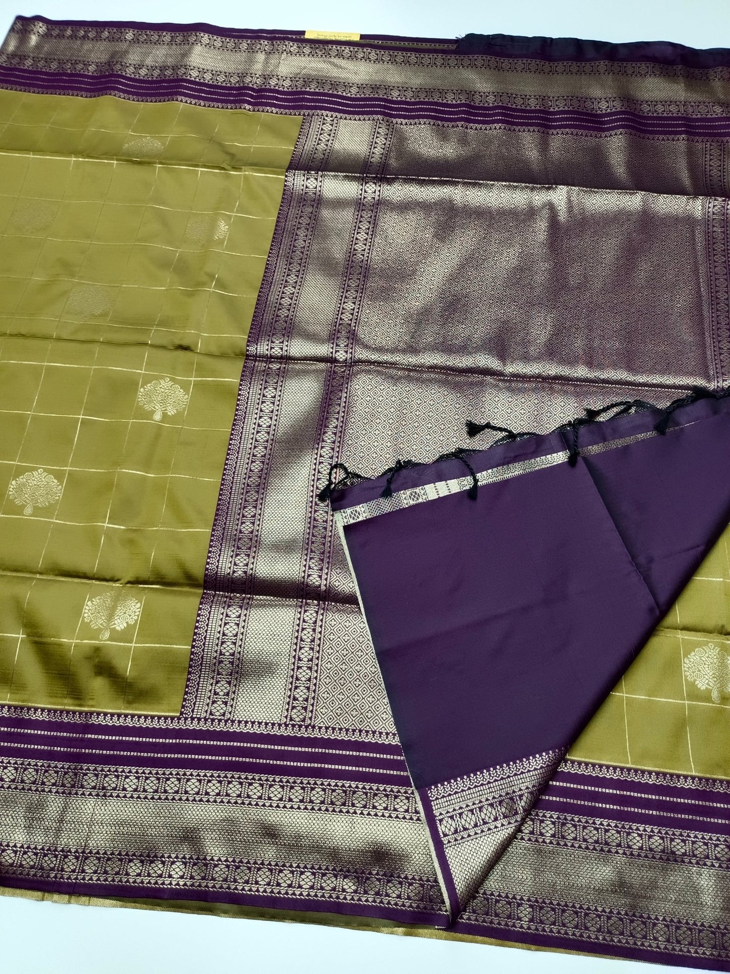 FANCY SOFT SILK SAREE - B S CHANNABASAPPA & SONS