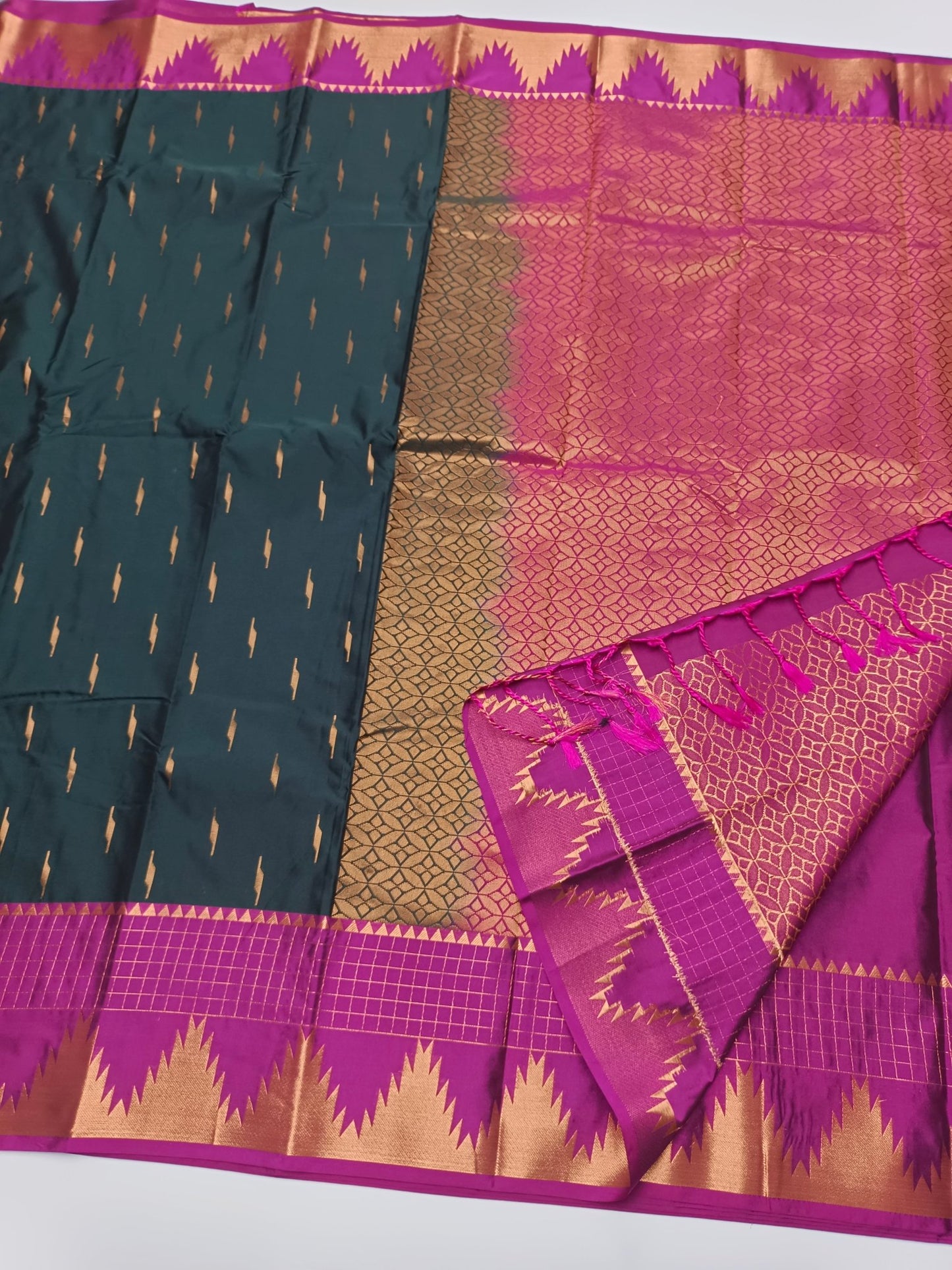 SOFT ART SILK SAREE - B S CHANNABASAPPA & SONS