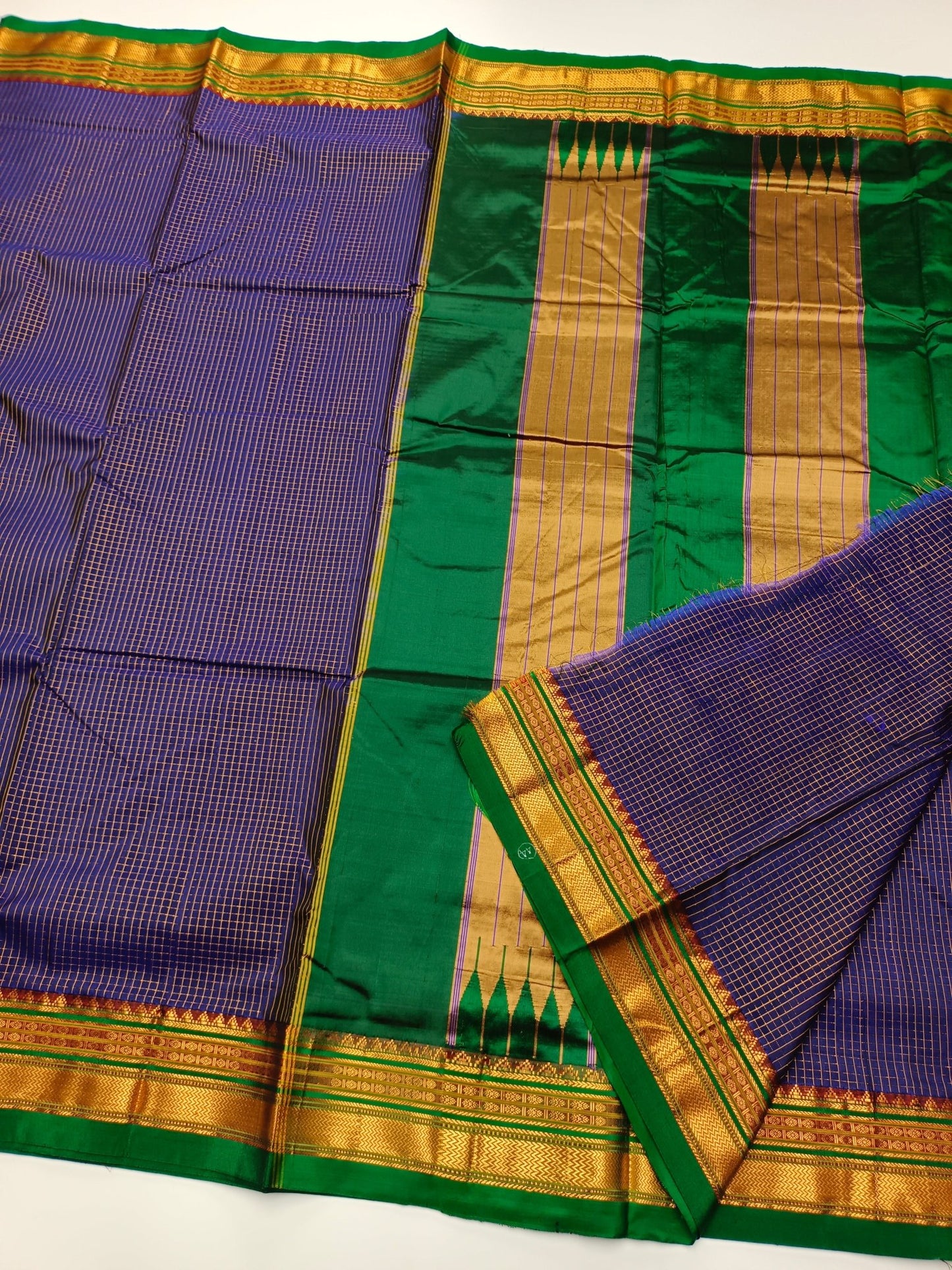 SEMI ILKAL COTTON SAREE - B S CHANNABASAPPA & SONS