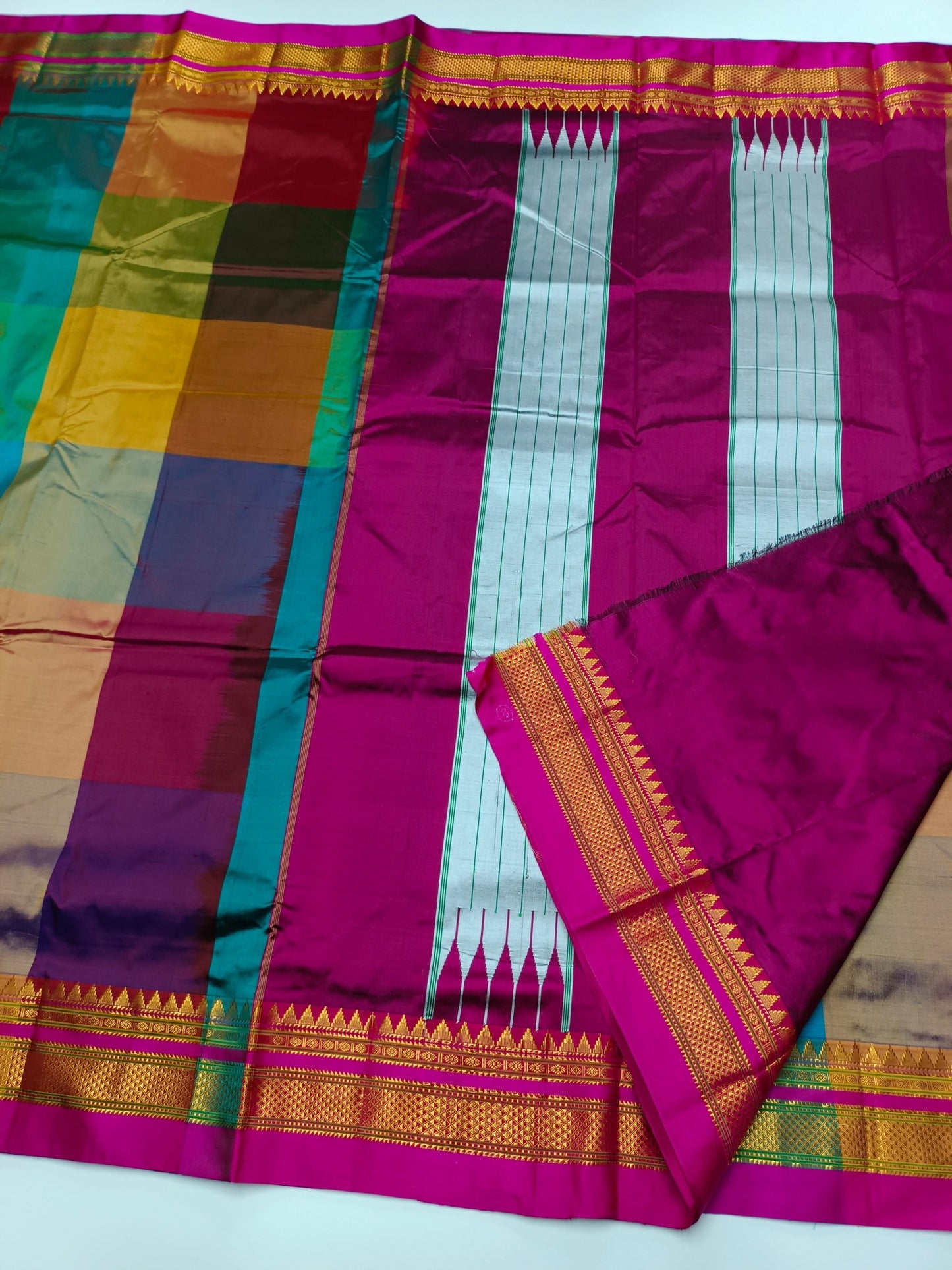 PURE SILK ILKAL SAREE - B S CHANNABASAPPA & SONS