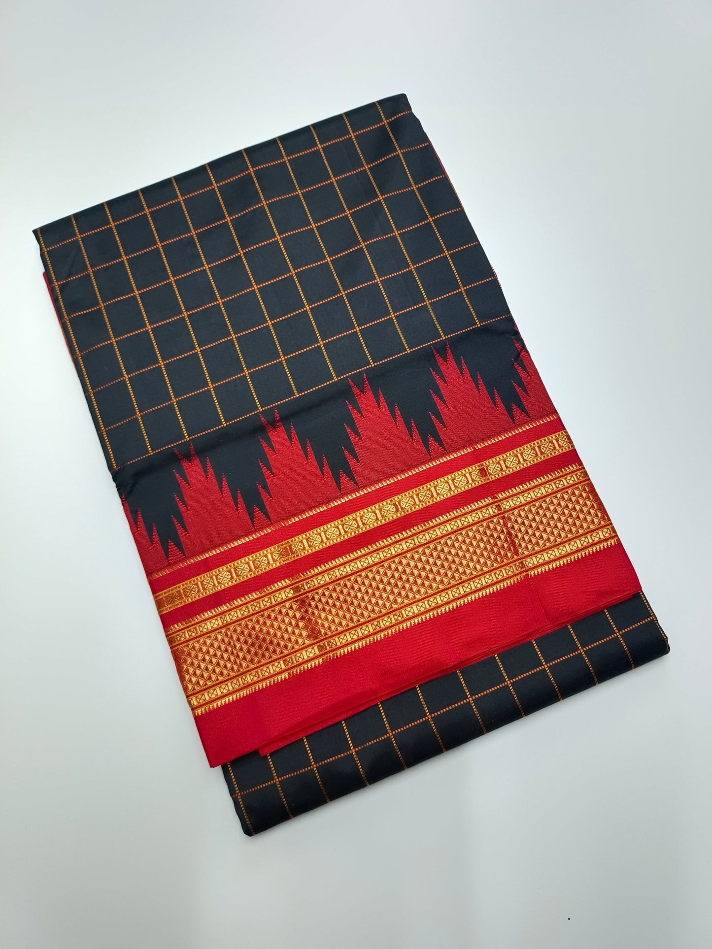 PURE SILK ILKAL SAREE - B S CHANNABASAPPA & SONS