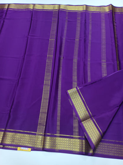 PURE CREPE SILK SAREE - B S CHANNABASAPPA & SONS