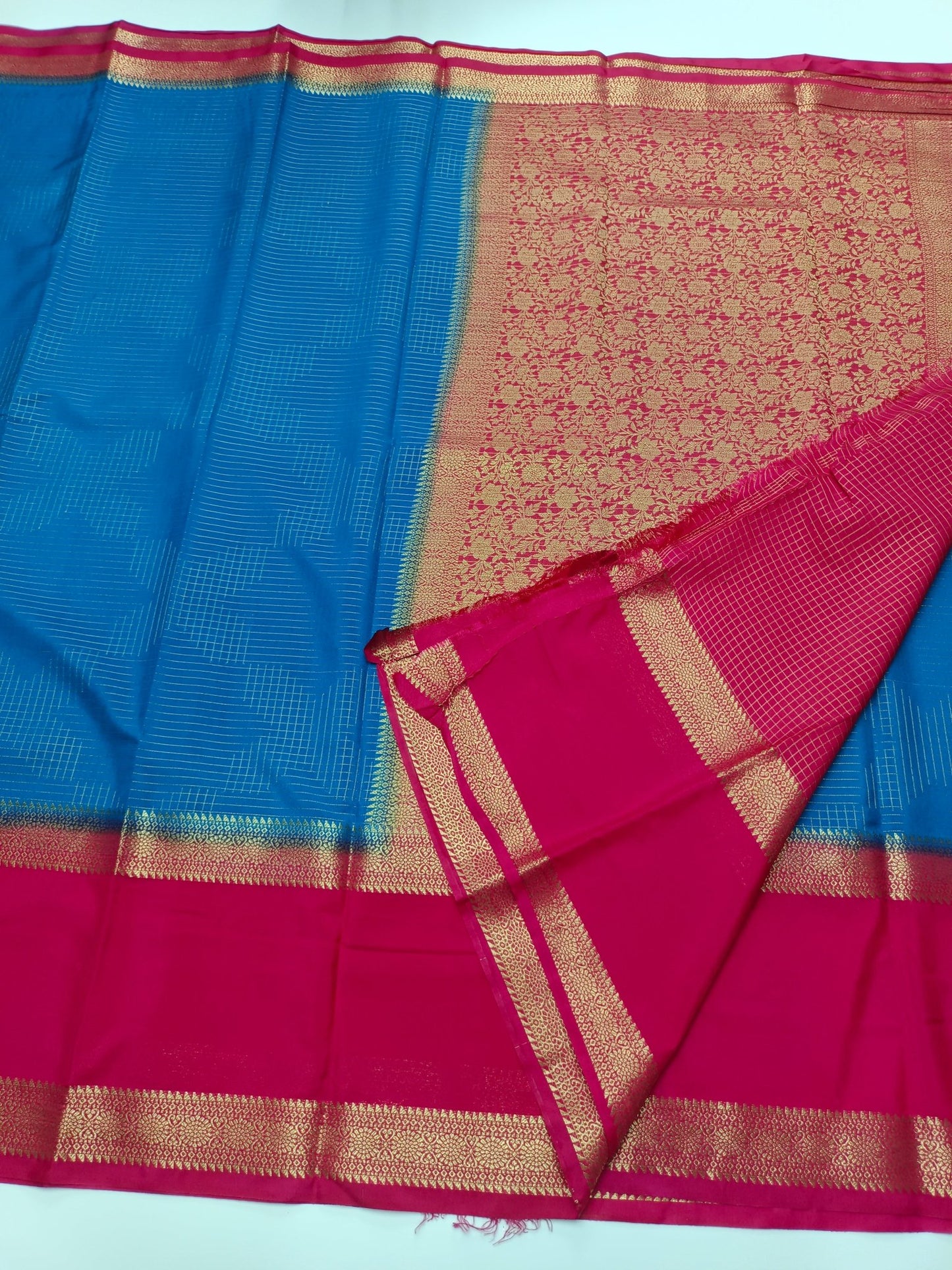 SEMI CREPE SILK SAREE - B S CHANNABASAPPA & SONS