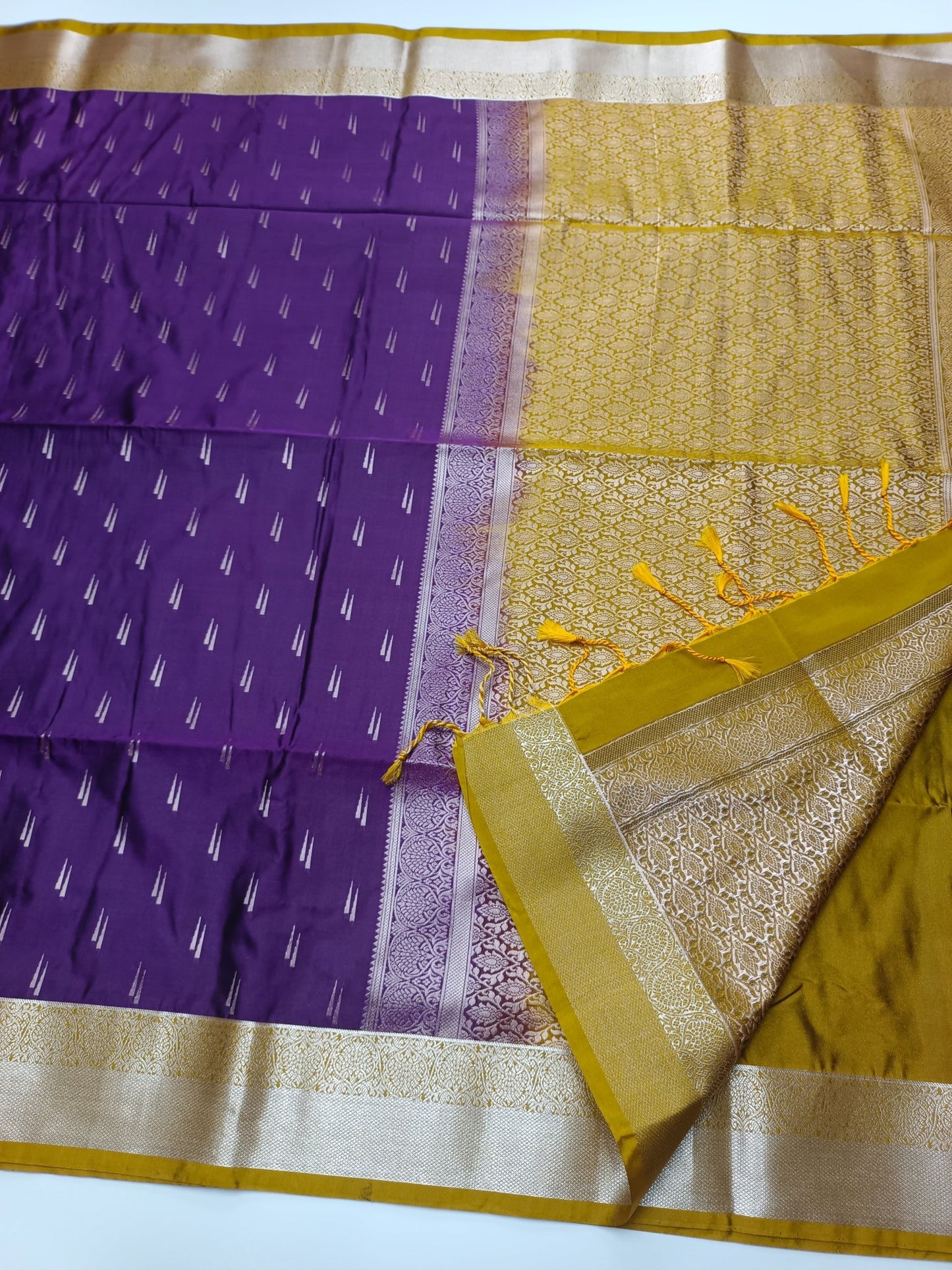 SOFT ART SILK SAREE - B S CHANNABASAPPA & SONS