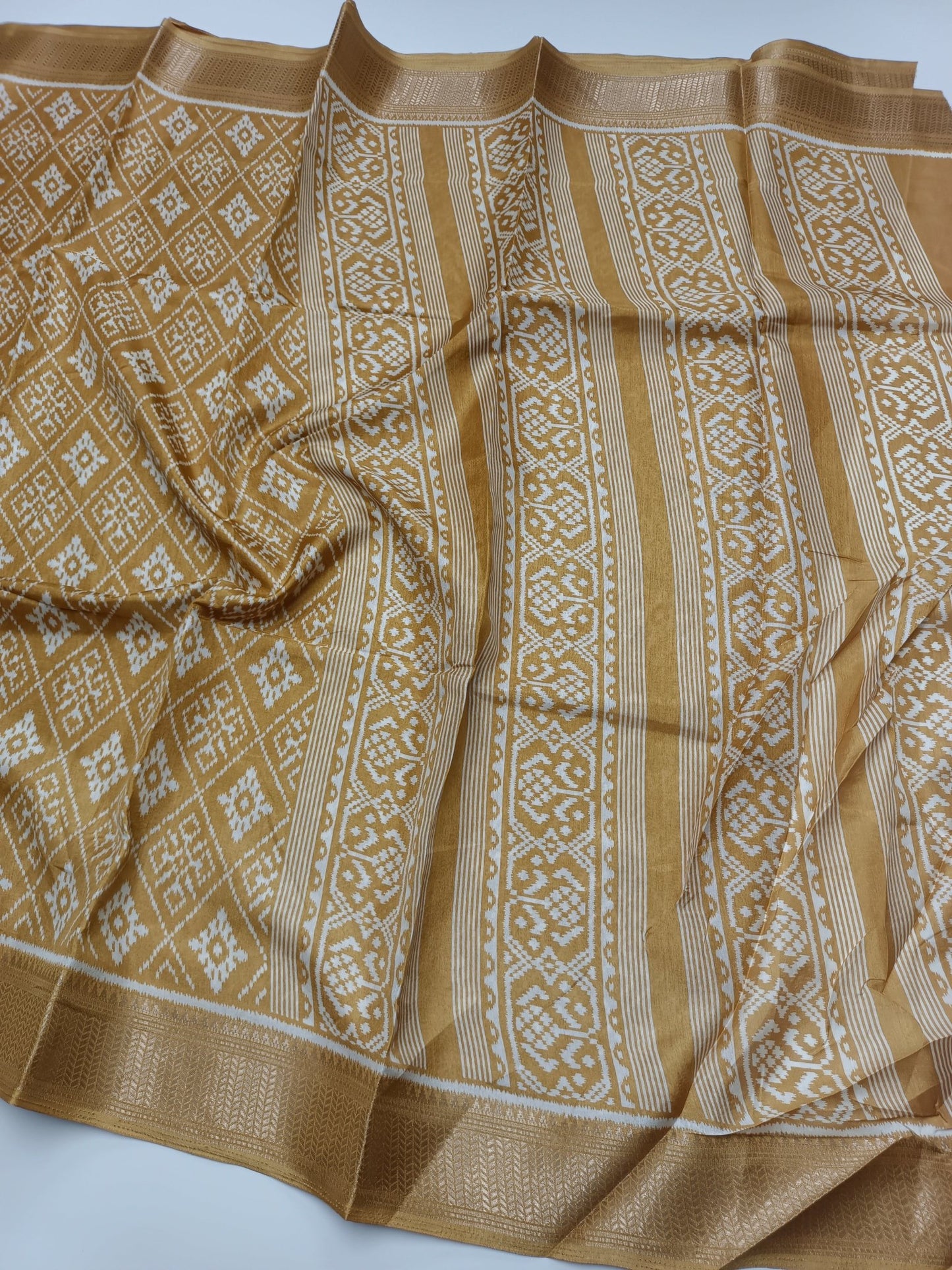 FANCY DOLA SILK SAREE - B S CHANNABASAPPA & SONS
