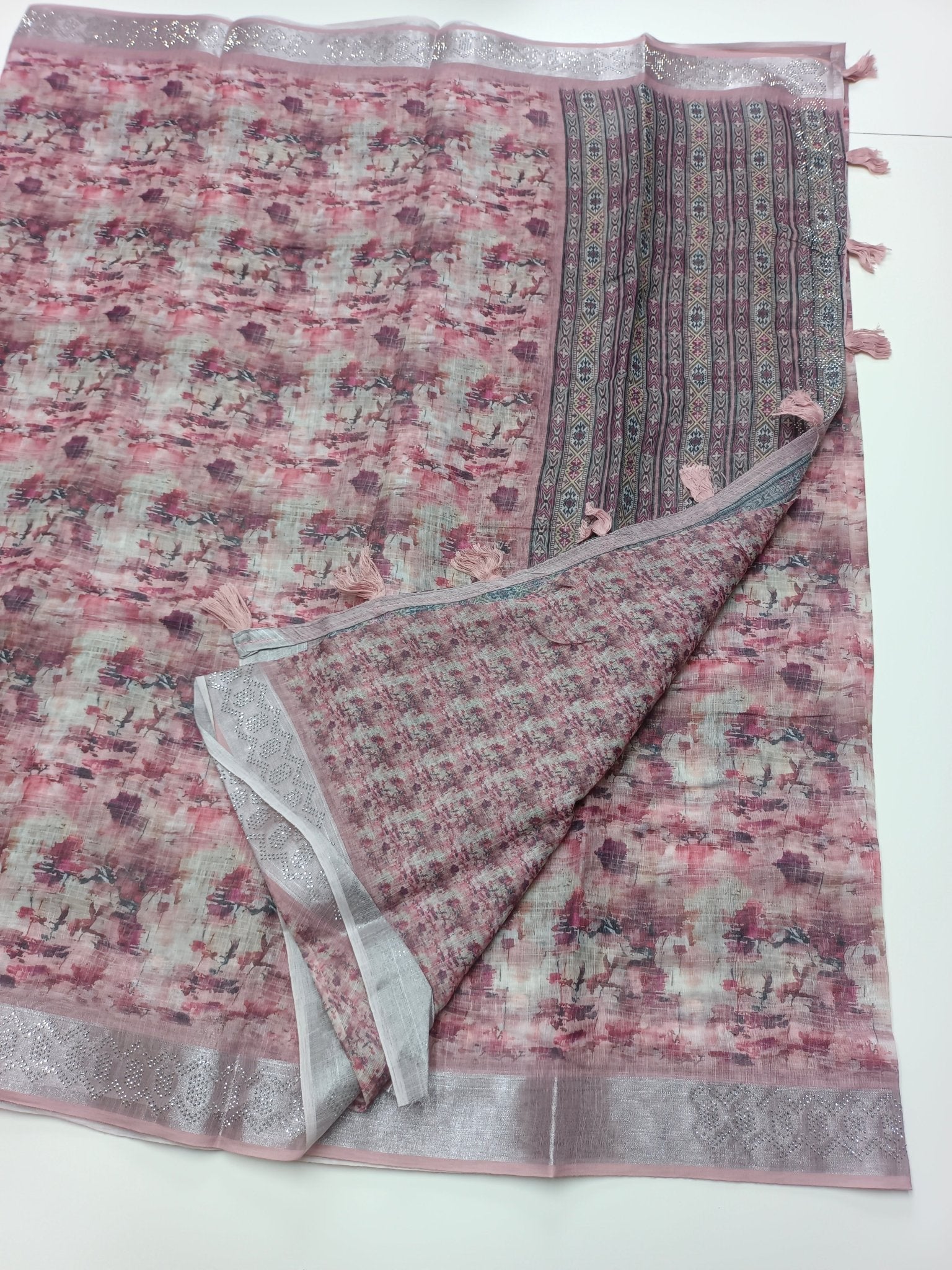 FANCY LINEN SAREE - B S CHANNABASAPPA & SONS