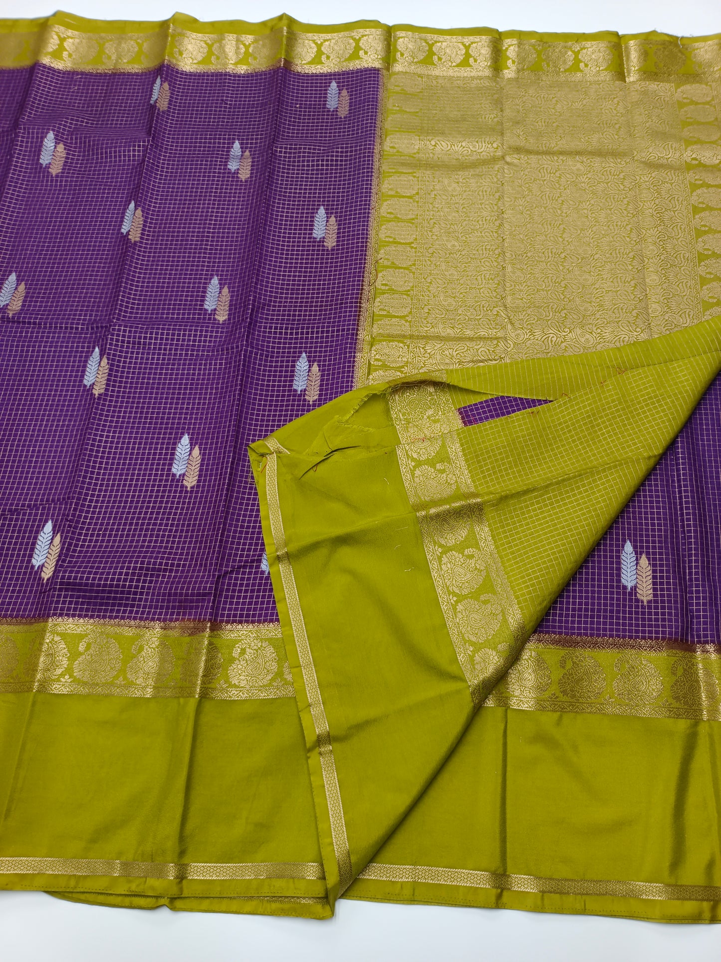 SEMI CREPE SAREE