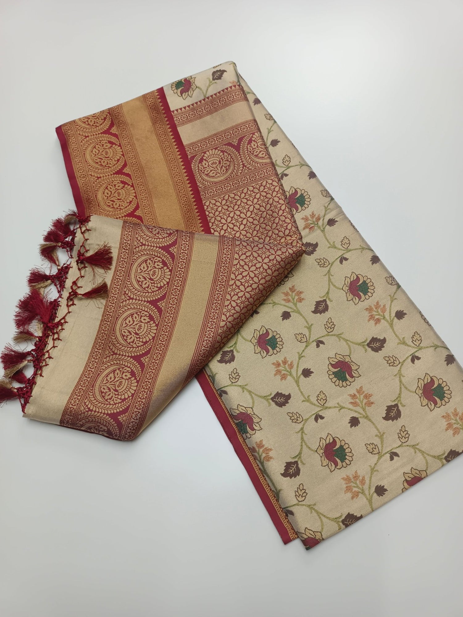 SEMI KATAN SAREE - B S CHANNABASAPPA & SONS