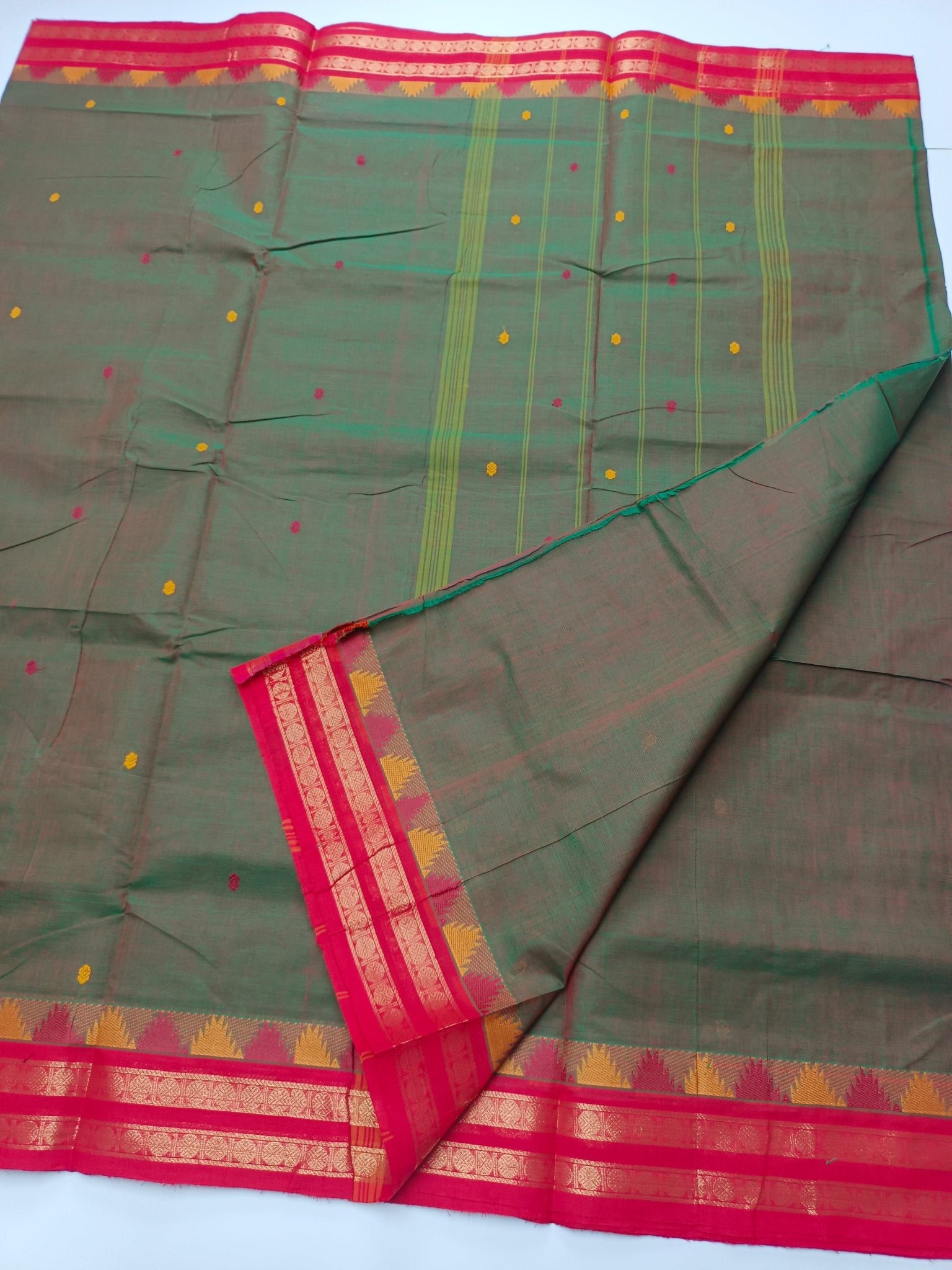 HANDLOOM BASED 9 YARD COTTON SAREE - B S CHANNABASAPPA & SONS