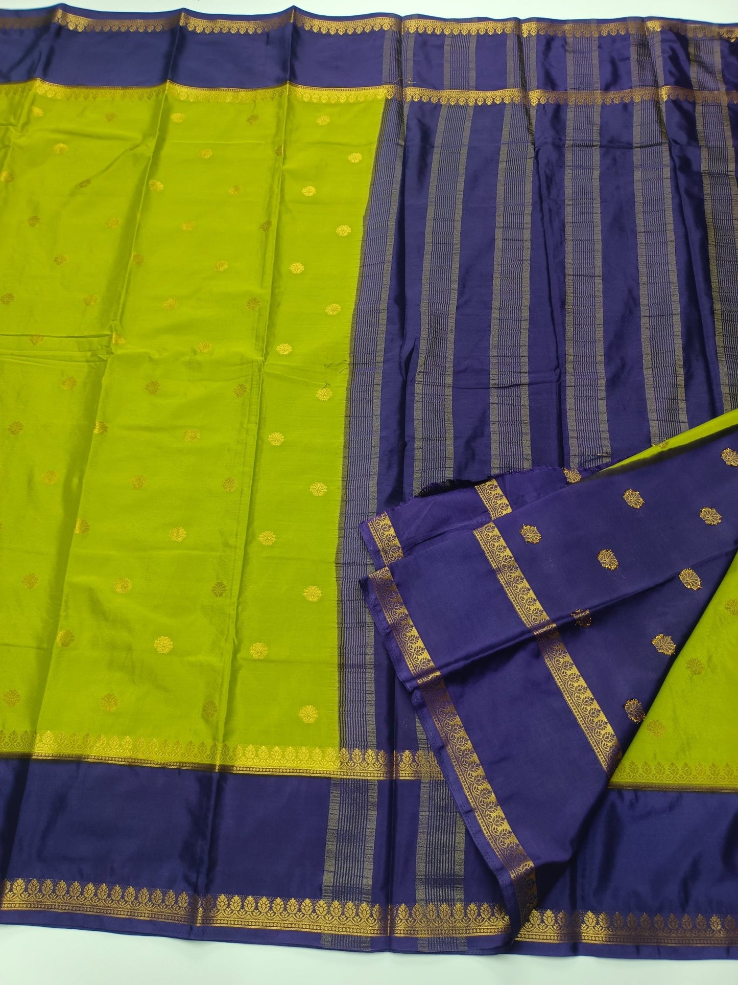 SEMI CREPE SILK SAREE - B S CHANNABASAPPA & SONS