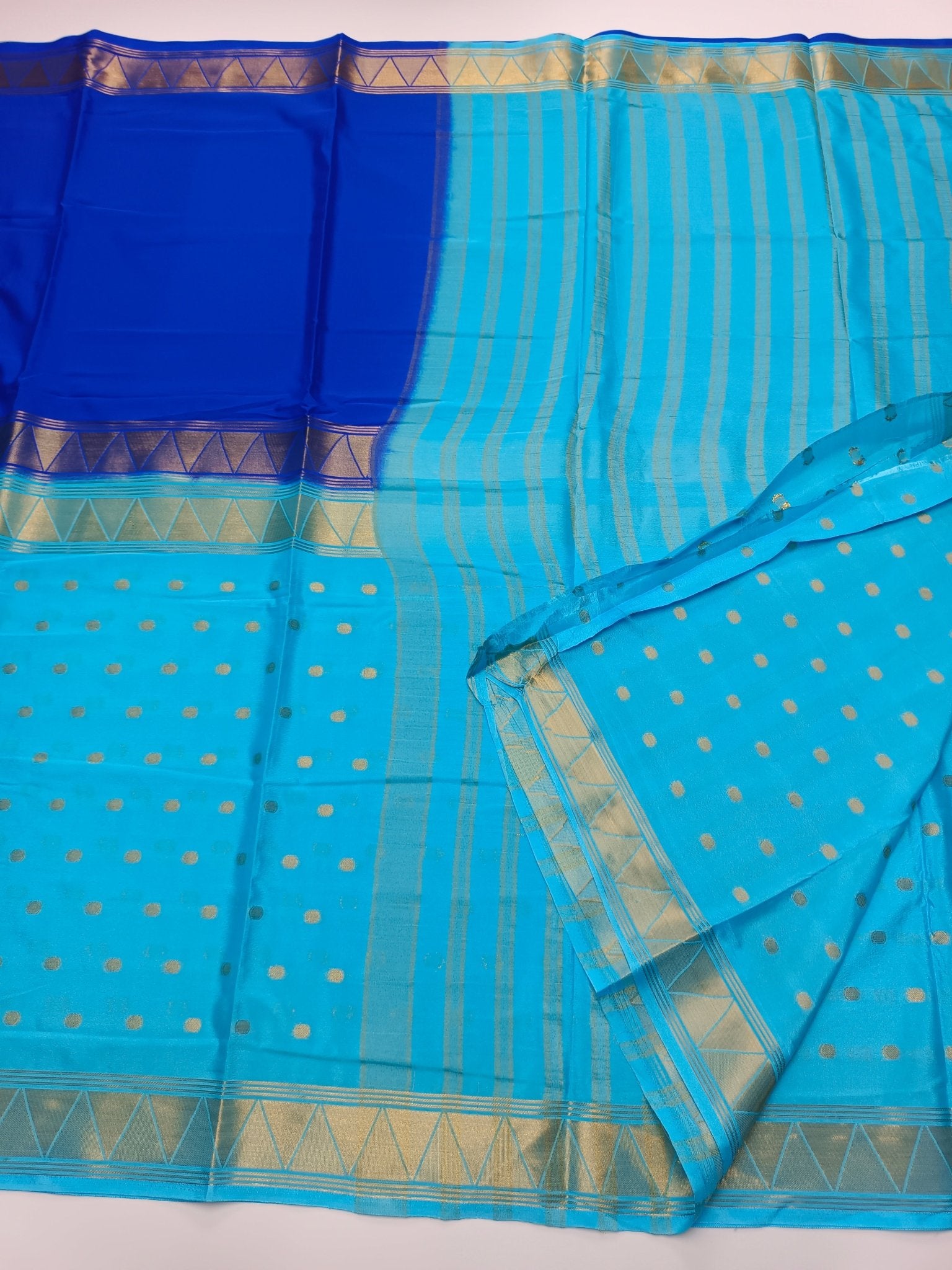 2D SEMI CREPE SILK SAREE - B S CHANNABASAPPA & SONS