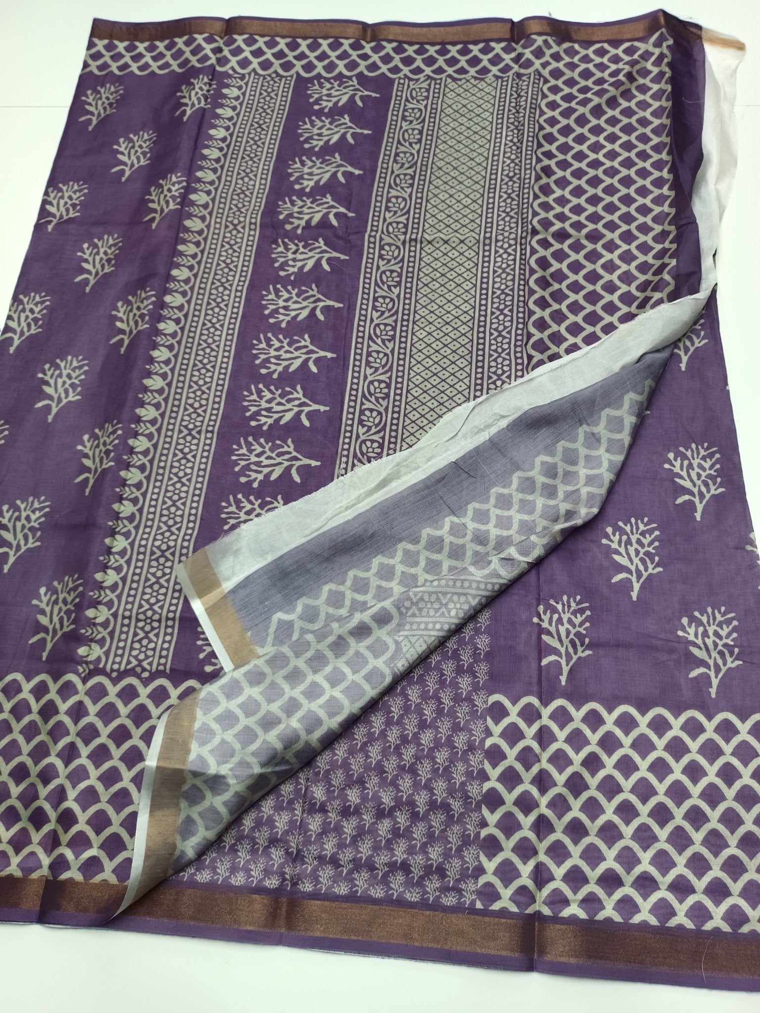 FANCY DOLA SILK SAREE - B S CHANNABASAPPA & SONS