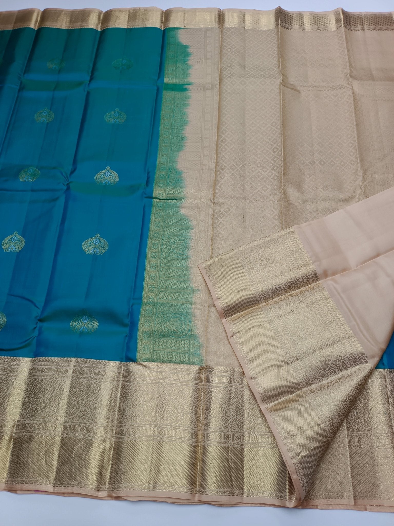 KANCHIPURAM PURE SILK SAREE - B S CHANNABASAPPA & SONS