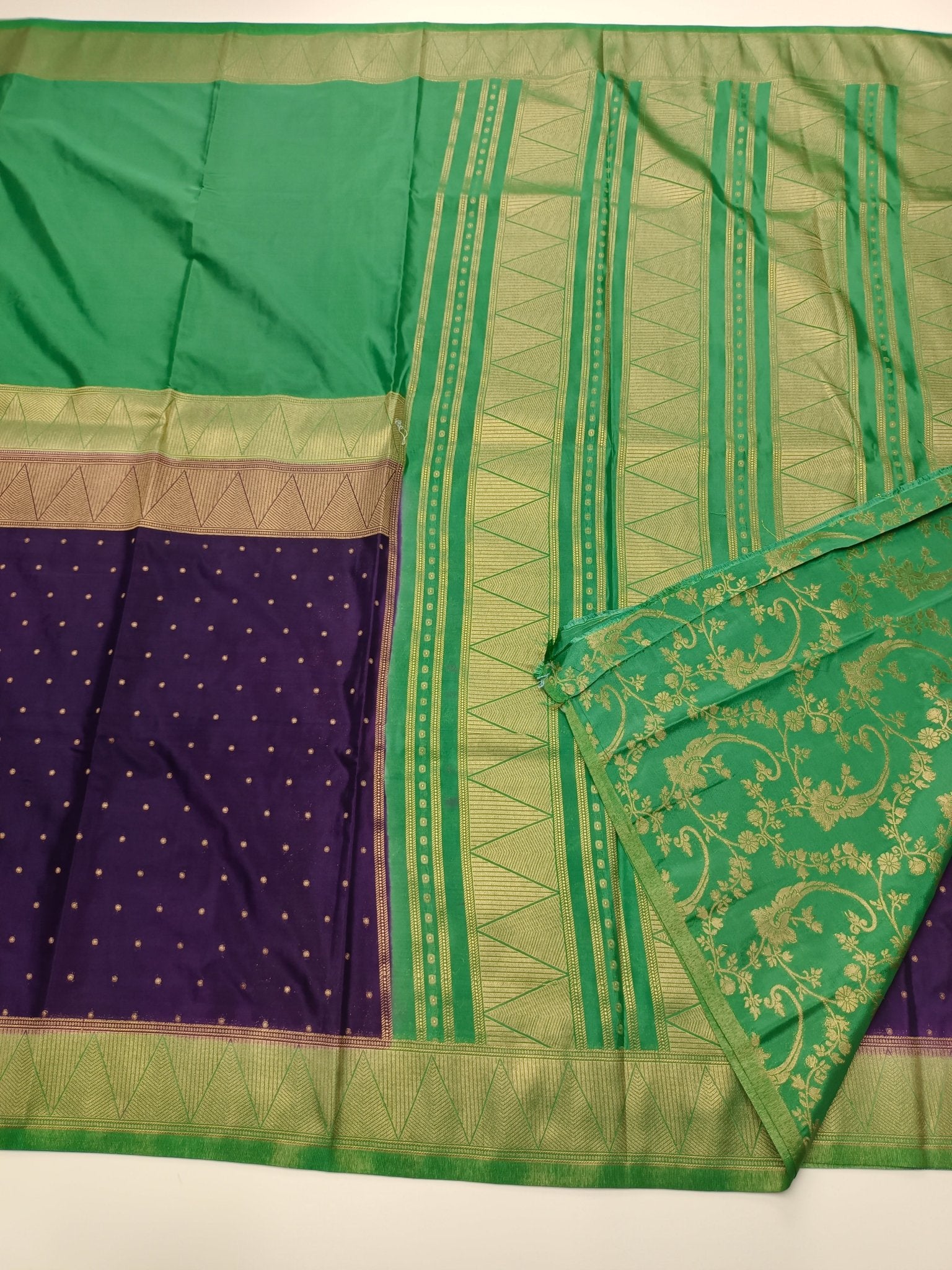 2D SEMI CREPE SILK SAREE - B S CHANNABASAPPA & SONS